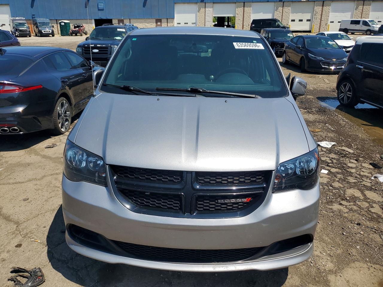 2015 Dodge Grand Caravan Se Silver vin: 2C4RDGBG1FR705564