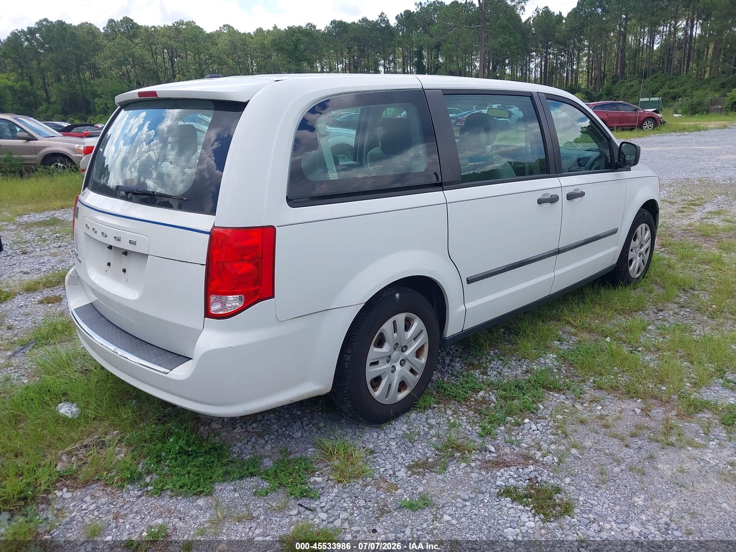 2015 Dodge Grand Caravan American Value Pkg Белый vin: 2C4RDGBG2FR511237