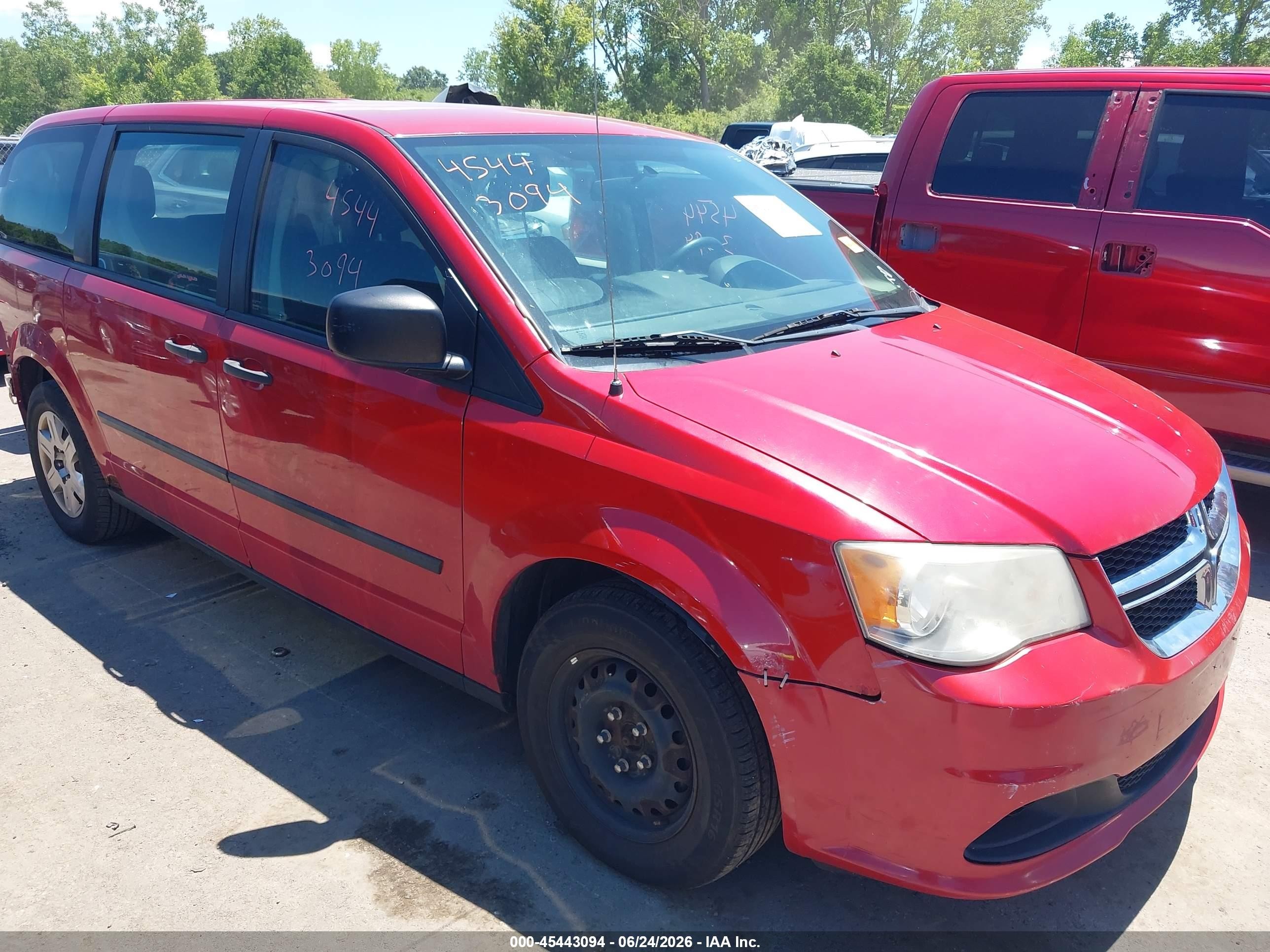 2013 Dodge Grand Caravan American Value Pkg Red vin: 2C4RDGBG3DR543577