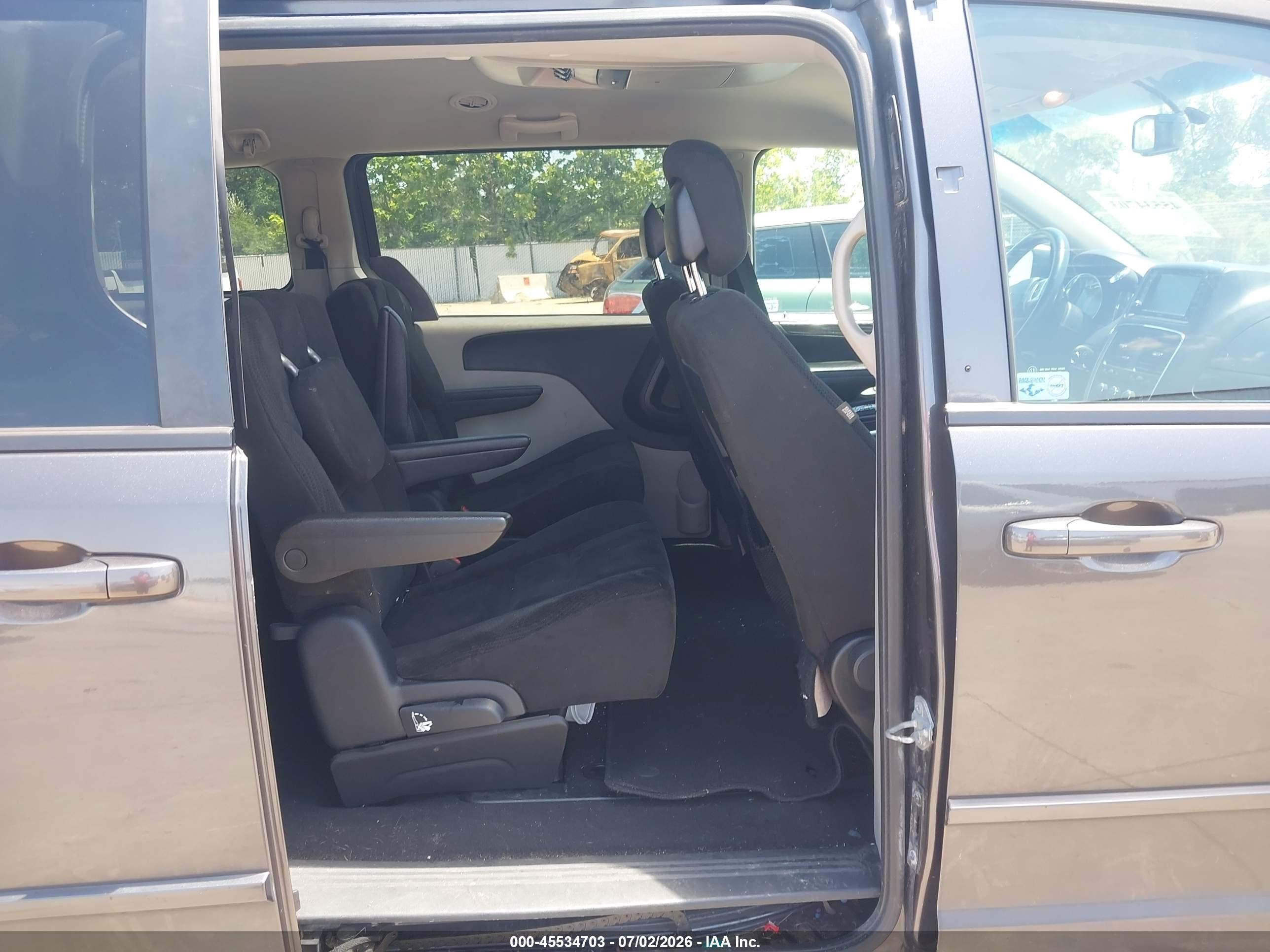 2015 Dodge Grand Caravan Se Gray vin: 2C4RDGBG3FR683065