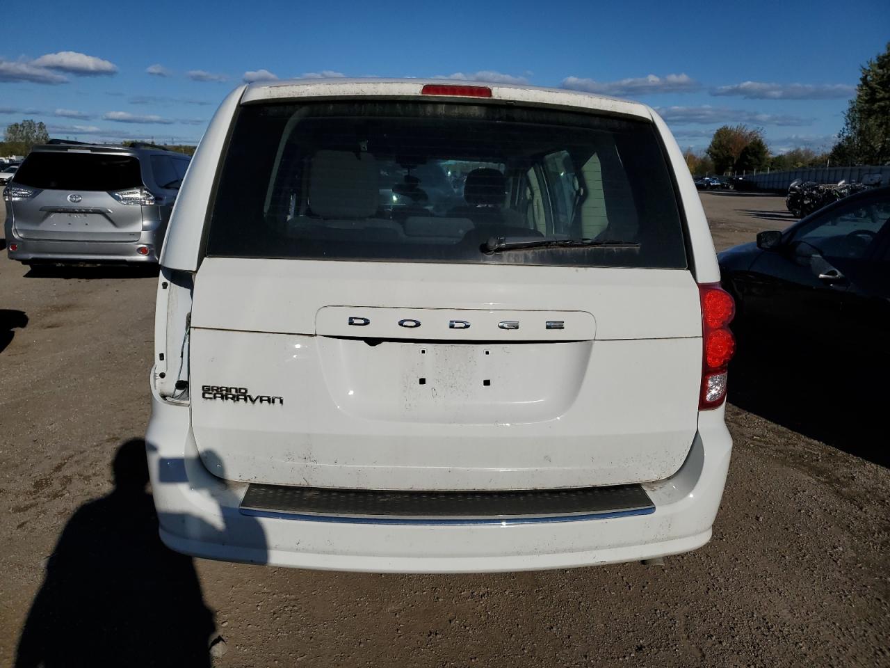 2020 Dodge Grand Caravan Se Белый vin: 2C4RDGBG4LR246915