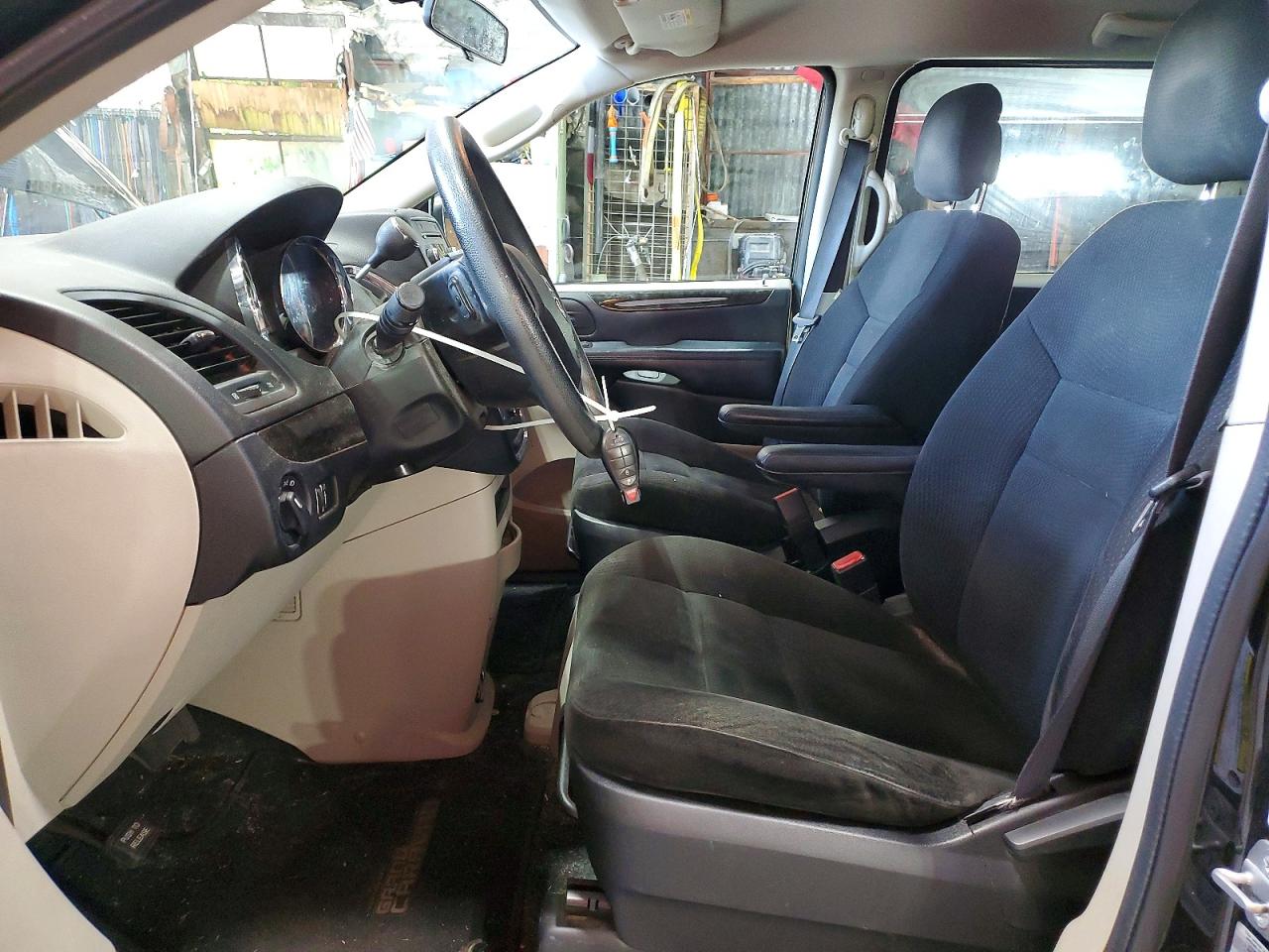 2015 Dodge Grand Caravan Se Черный vin: 2C4RDGBG5FR557970