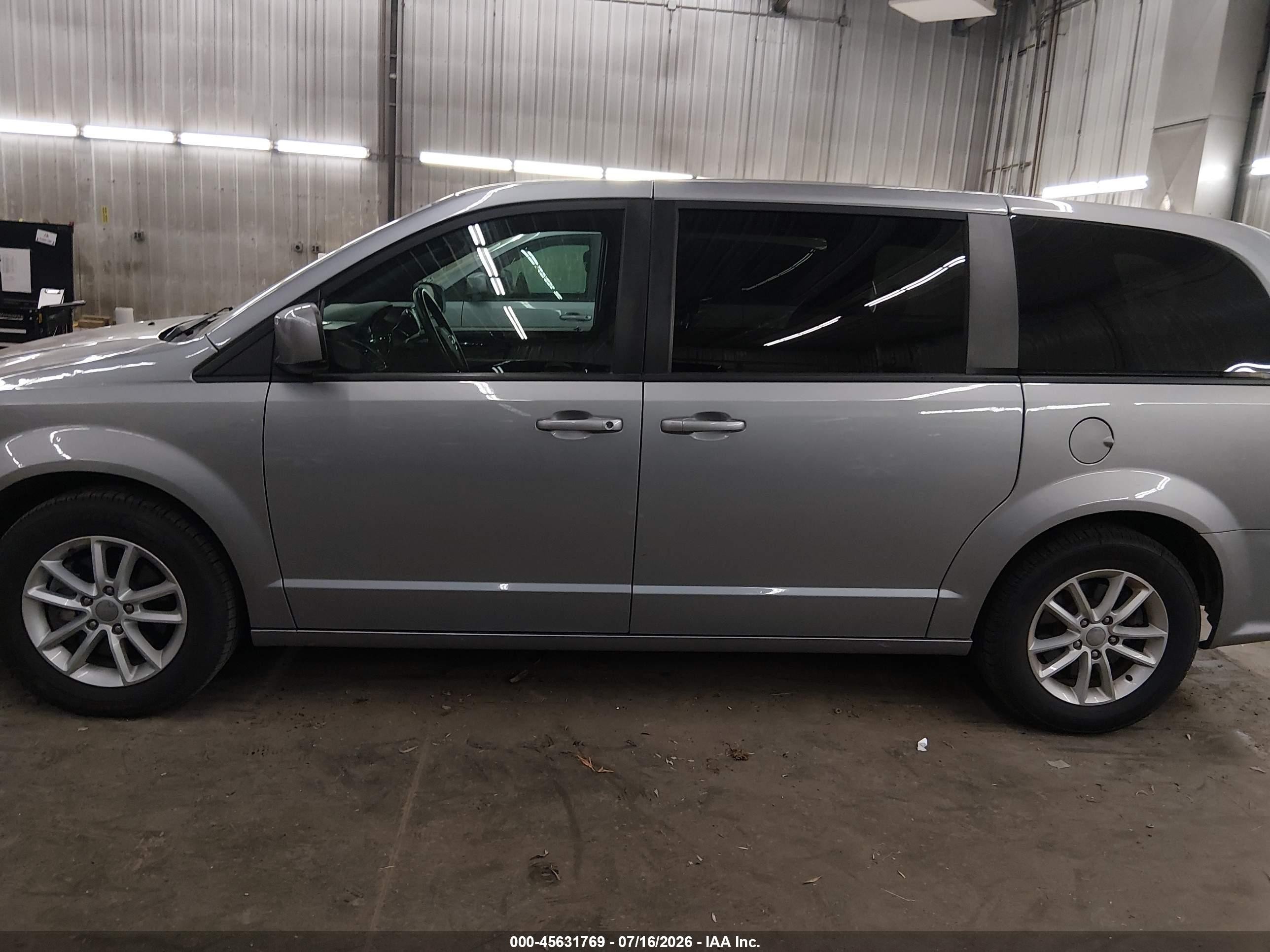 2020 Dodge Grand Caravan Se Plus Silver vin: 2C4RDGBG5LR232103