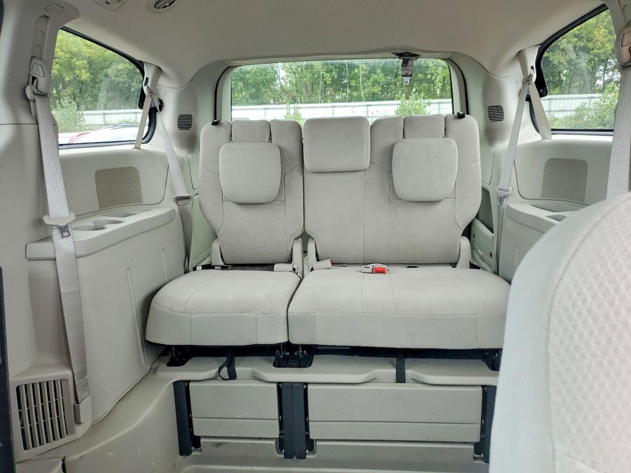 2013 Dodge Grand Caravan Se Silver vin: 2C4RDGBG6DR772478