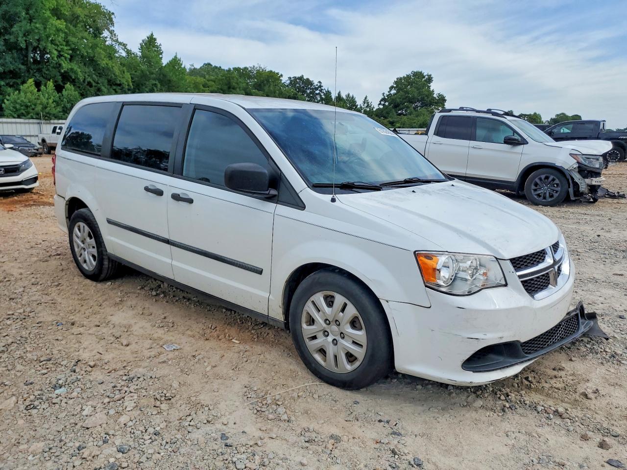2015 Dodge Grand Caravan Se White vin: 2C4RDGBG6FR683058