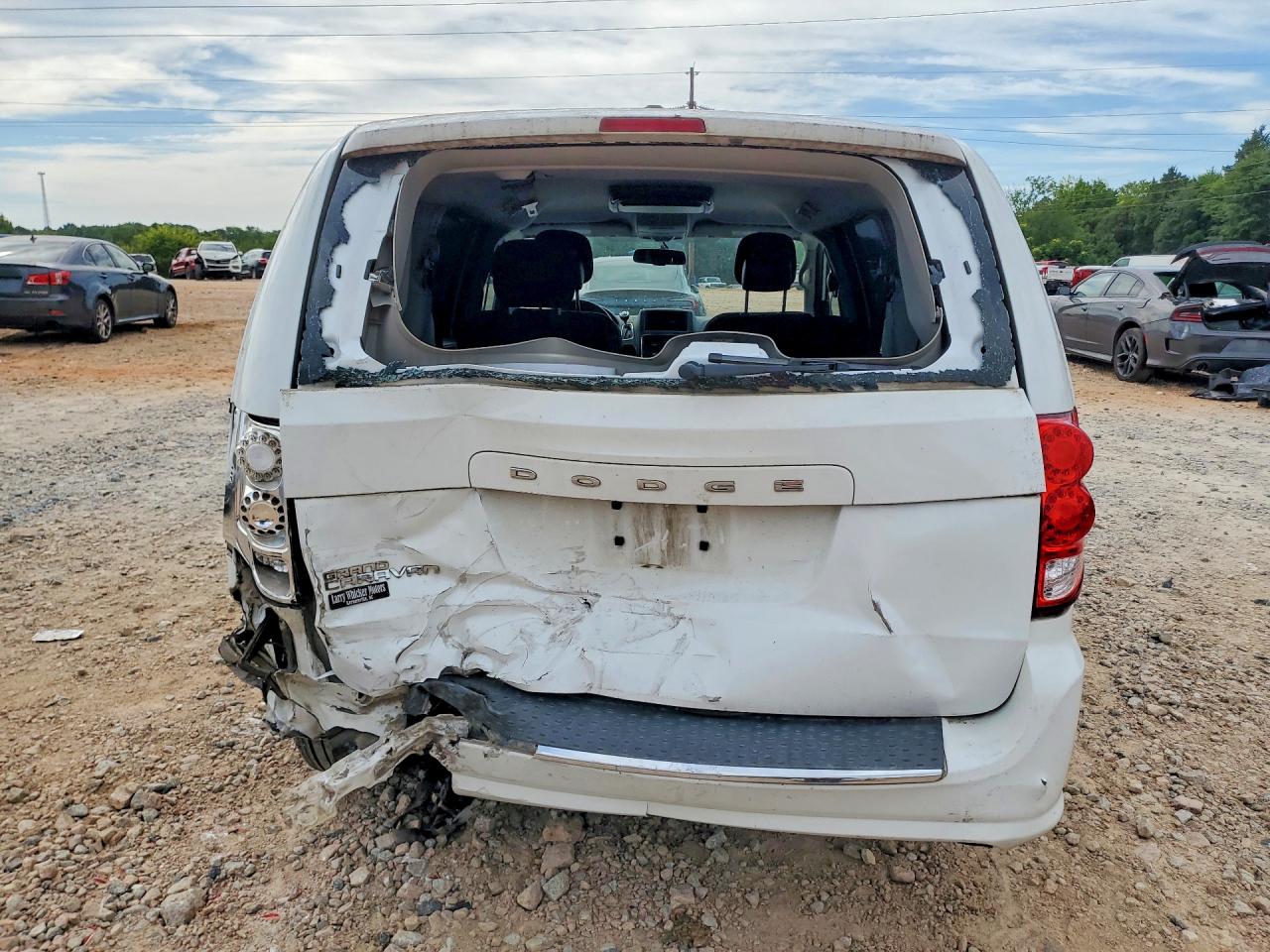 2015 Dodge Grand Caravan Se White vin: 2C4RDGBG6FR683058