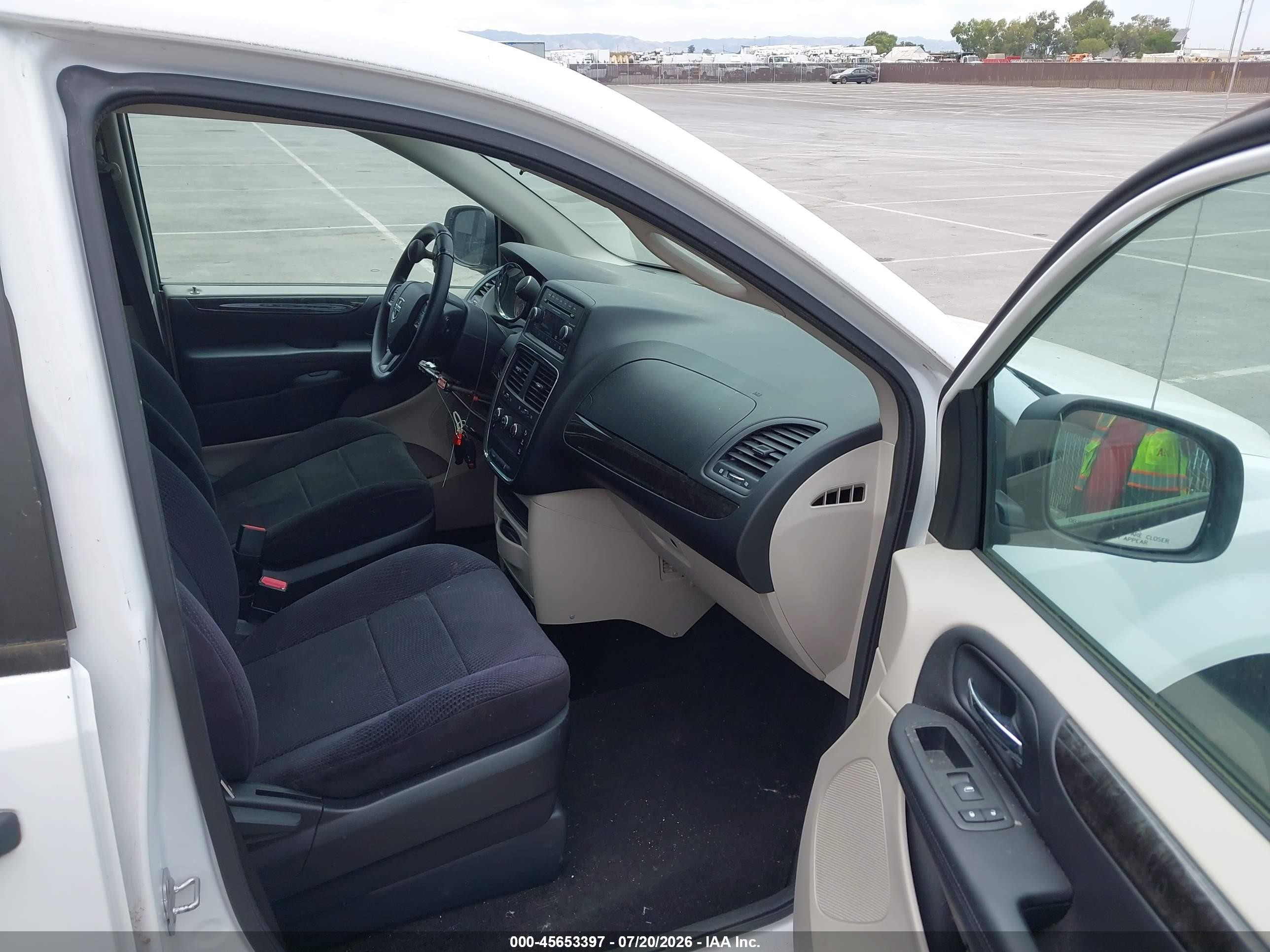 2013 Dodge Grand Caravan American Value Pkg White vin: 2C4RDGBG7DR814088