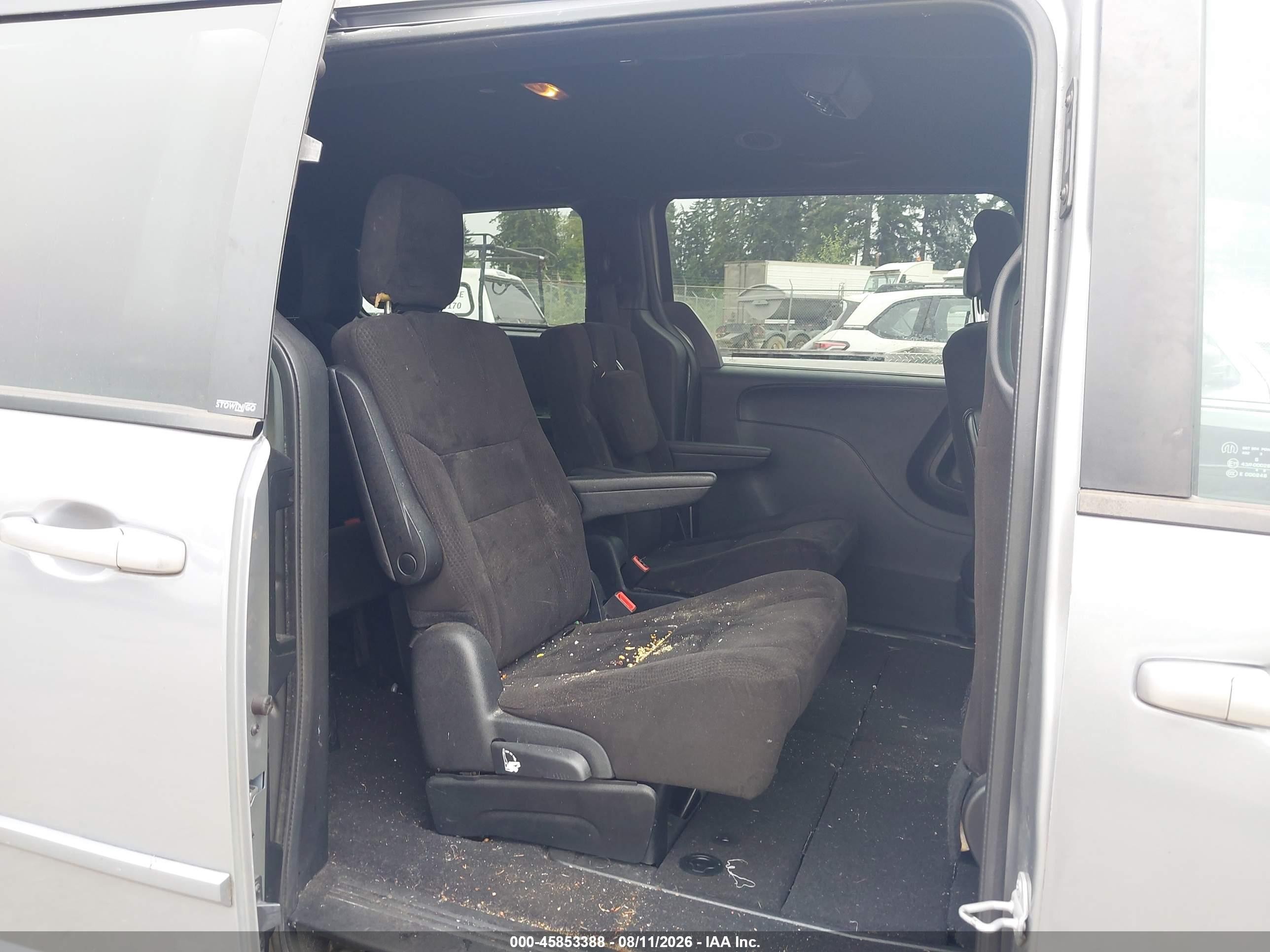 2014 Dodge Grand Caravan Se Silver vin: 2C4RDGBG7ER260360
