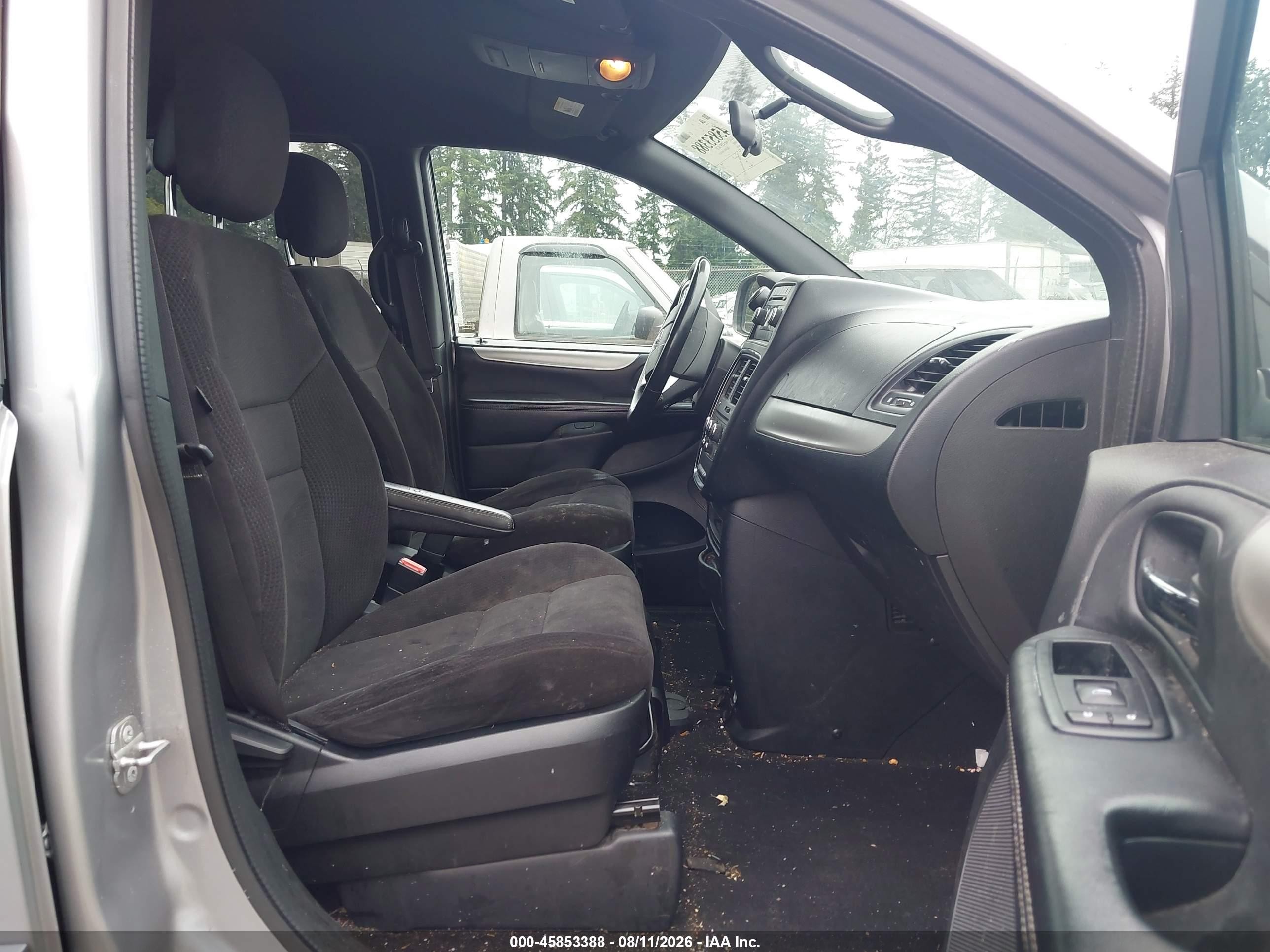 2014 Dodge Grand Caravan Se Silver vin: 2C4RDGBG7ER260360