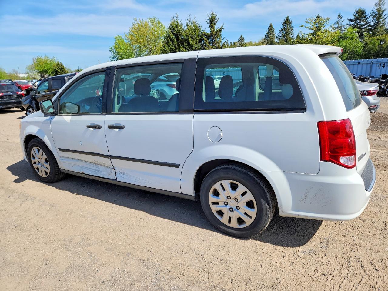 2016 Dodge Grand Caravan Se White vin: 2C4RDGBG7GR397690