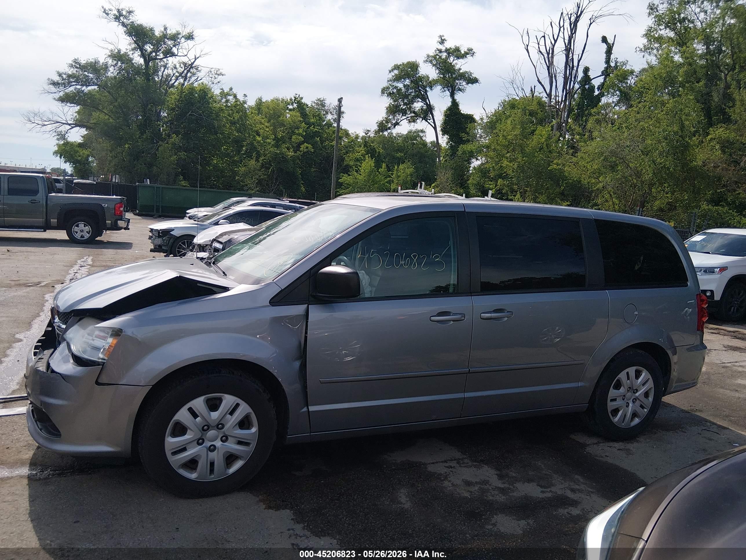 2014 Dodge Grand Caravan Se Silver vin: 2C4RDGBG8ER356207