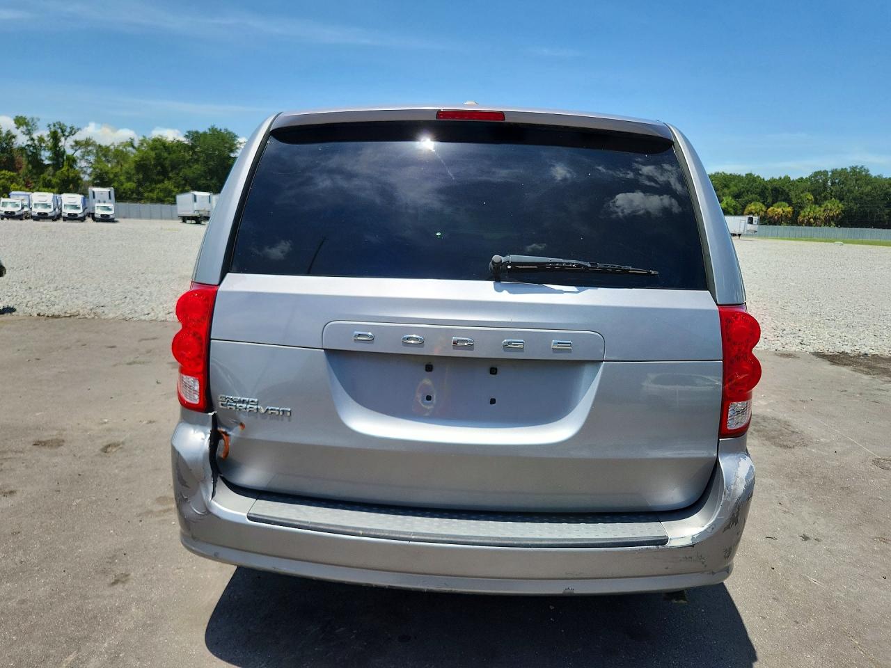 2015 Dodge Grand Caravan Se Silver vin: 2C4RDGBG8FR512926