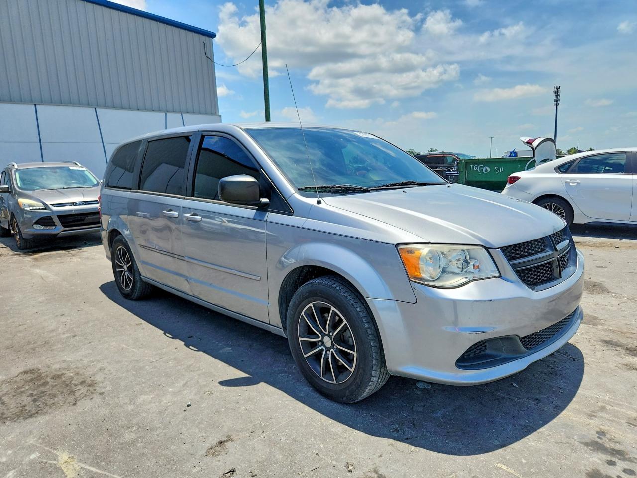 2015 Dodge Grand Caravan Se Silver vin: 2C4RDGBG8FR512926