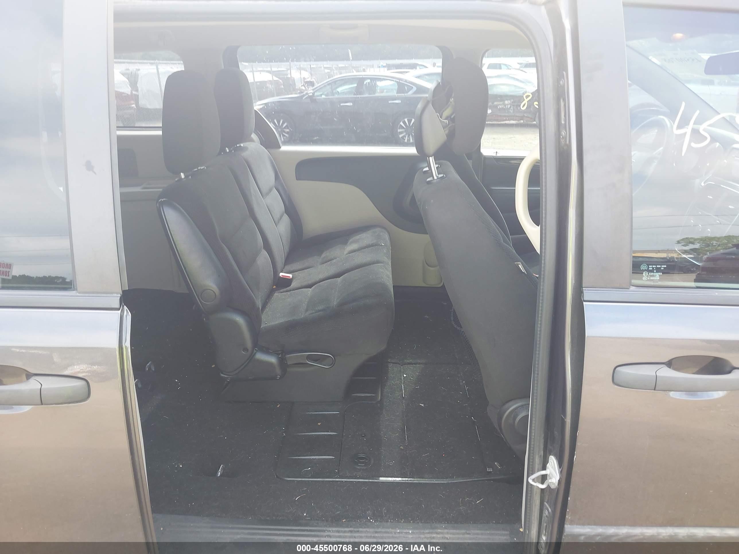 2015 Dodge Grand Caravan Se/sxt Gray vin: 2C4RDGBG8FR543786