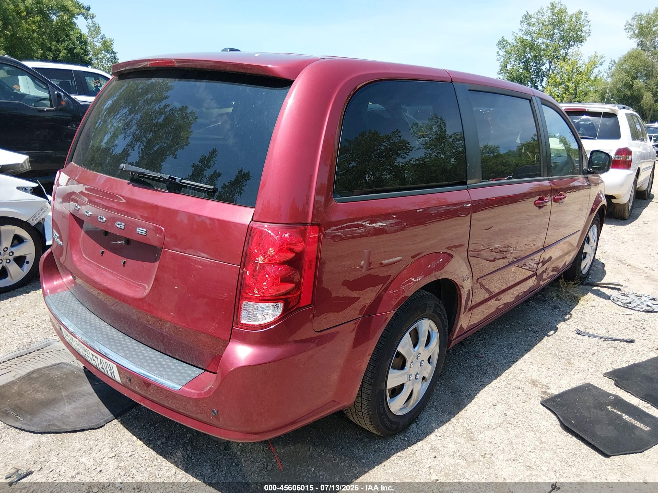 2015 Dodge Grand Caravan Se Красный vin: 2C4RDGBG9FR581107