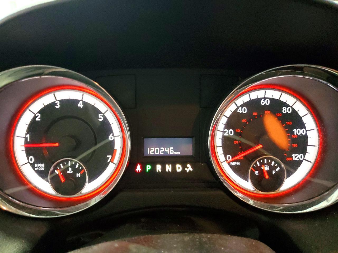 2015 Dodge Grand Caravan Se Красный vin: 2C4RDGBG9FR616938