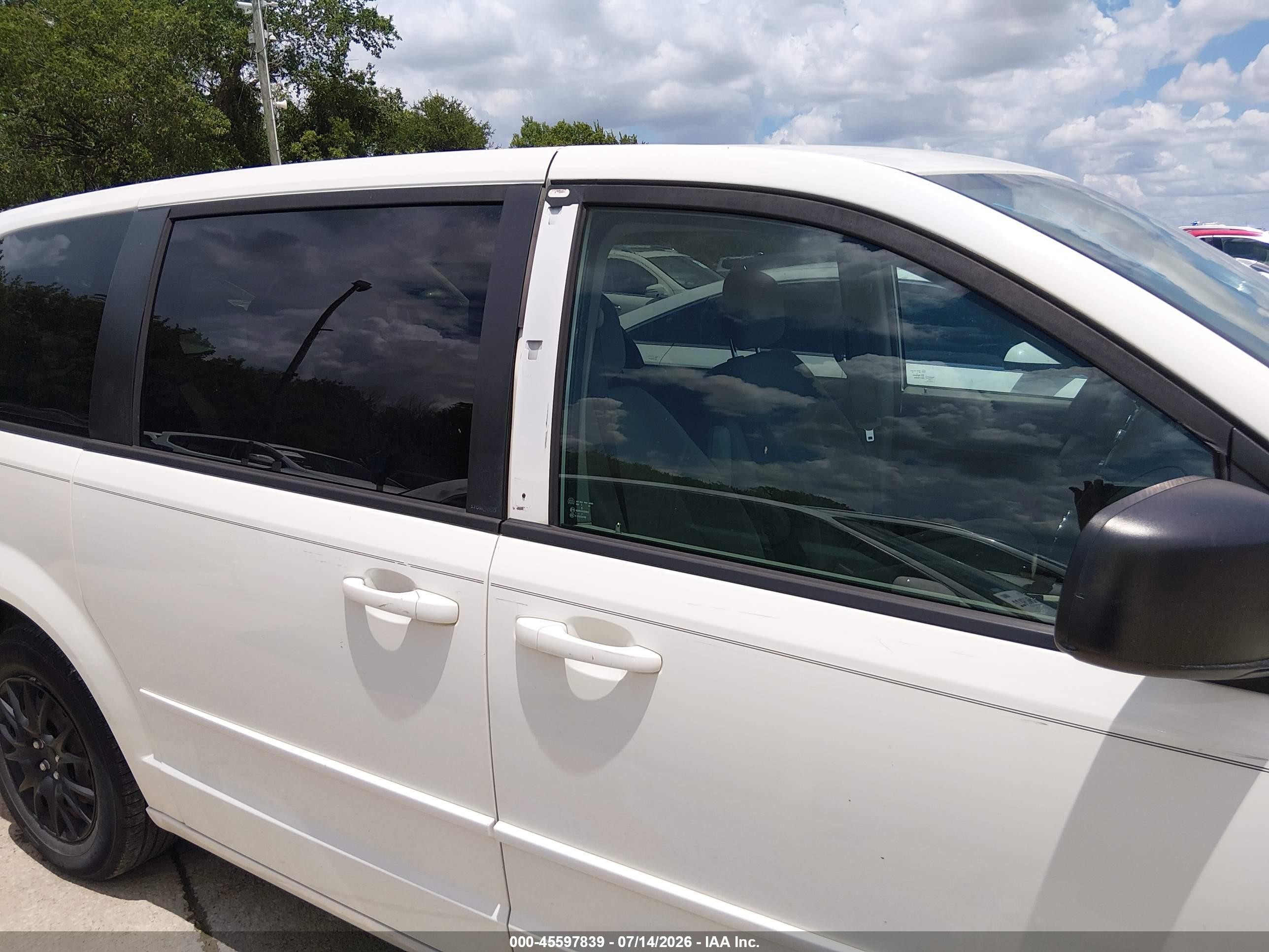2013 Dodge Grand Caravan Se White vin: 2C4RDGBGXDR505845