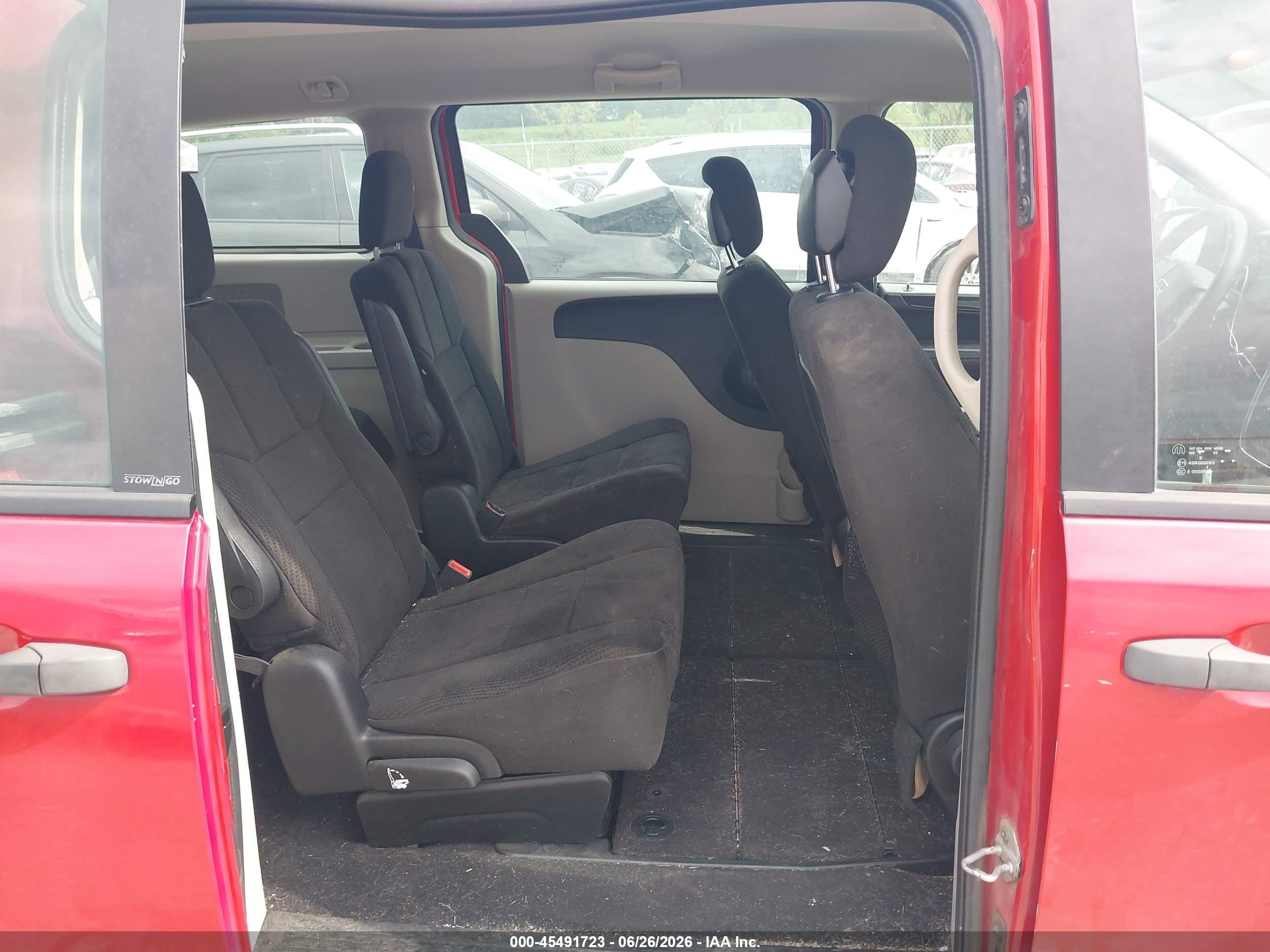 2013 Dodge Grand Caravan American Value Pkg Red vin: 2C4RDGBGXDR543785