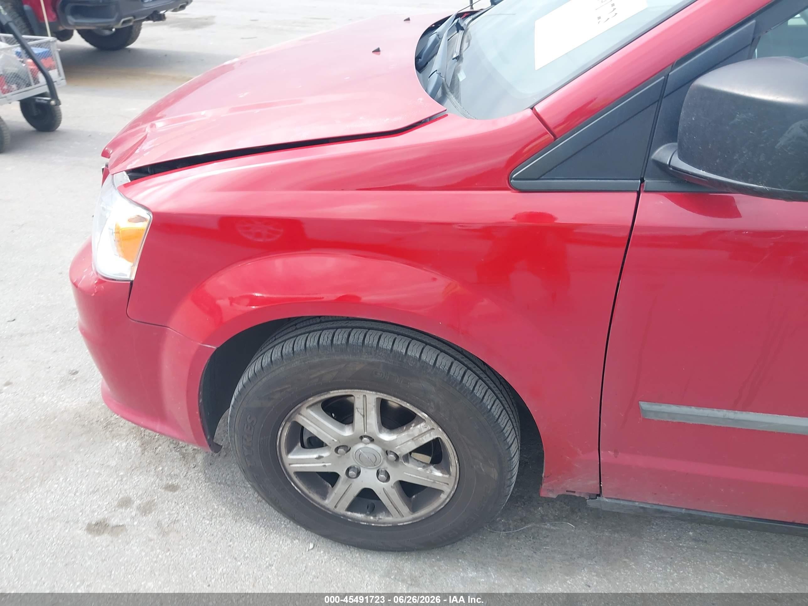 2013 Dodge Grand Caravan American Value Pkg Red vin: 2C4RDGBGXDR543785