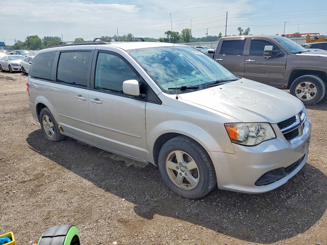 2012 Dodge Grand Caravan Sxt Серебряный vin: 2C4RDGCG0CR342863