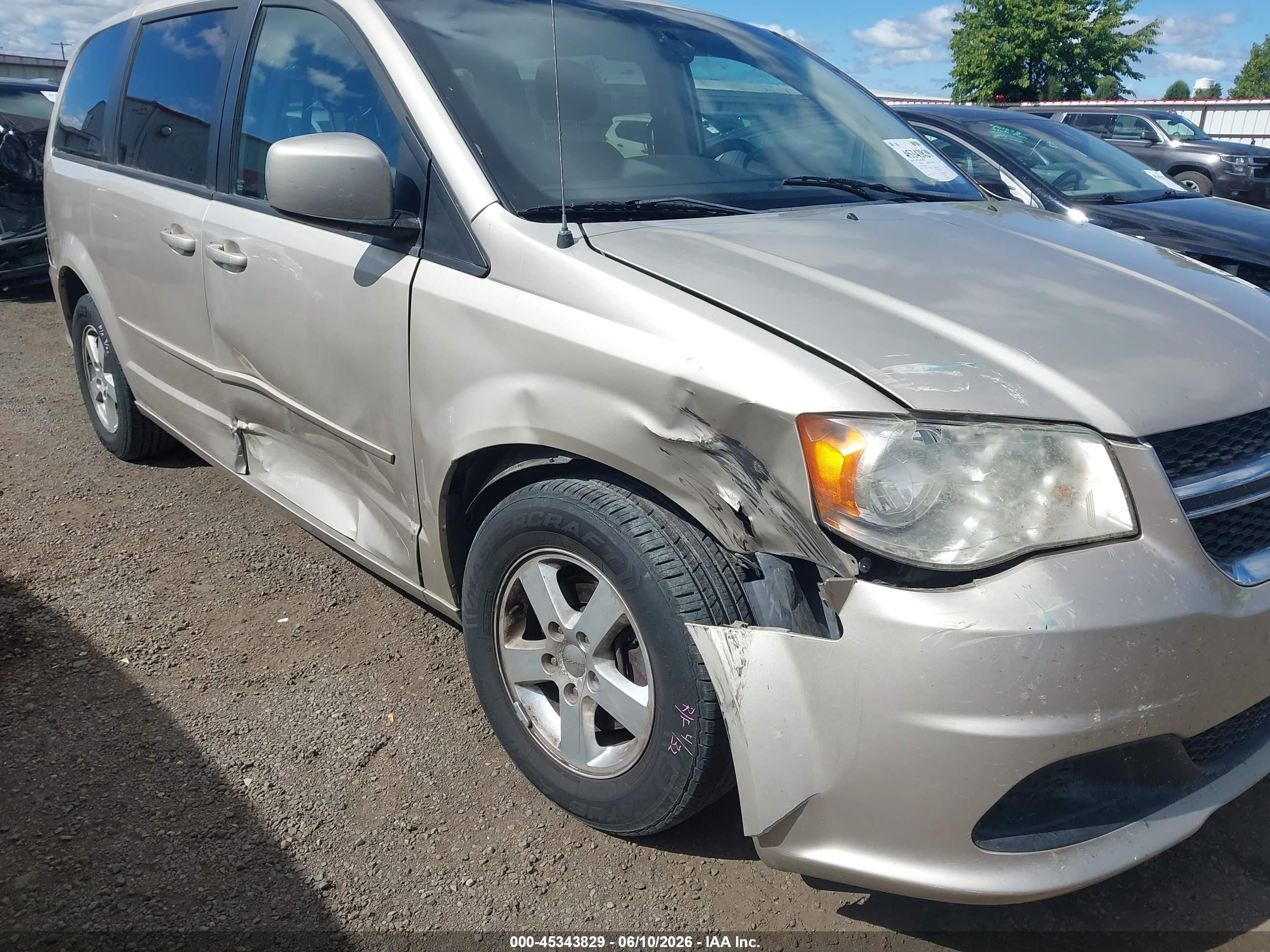 2013 Dodge Grand Caravan Sxt Gold vin: 2C4RDGCG0DR520692