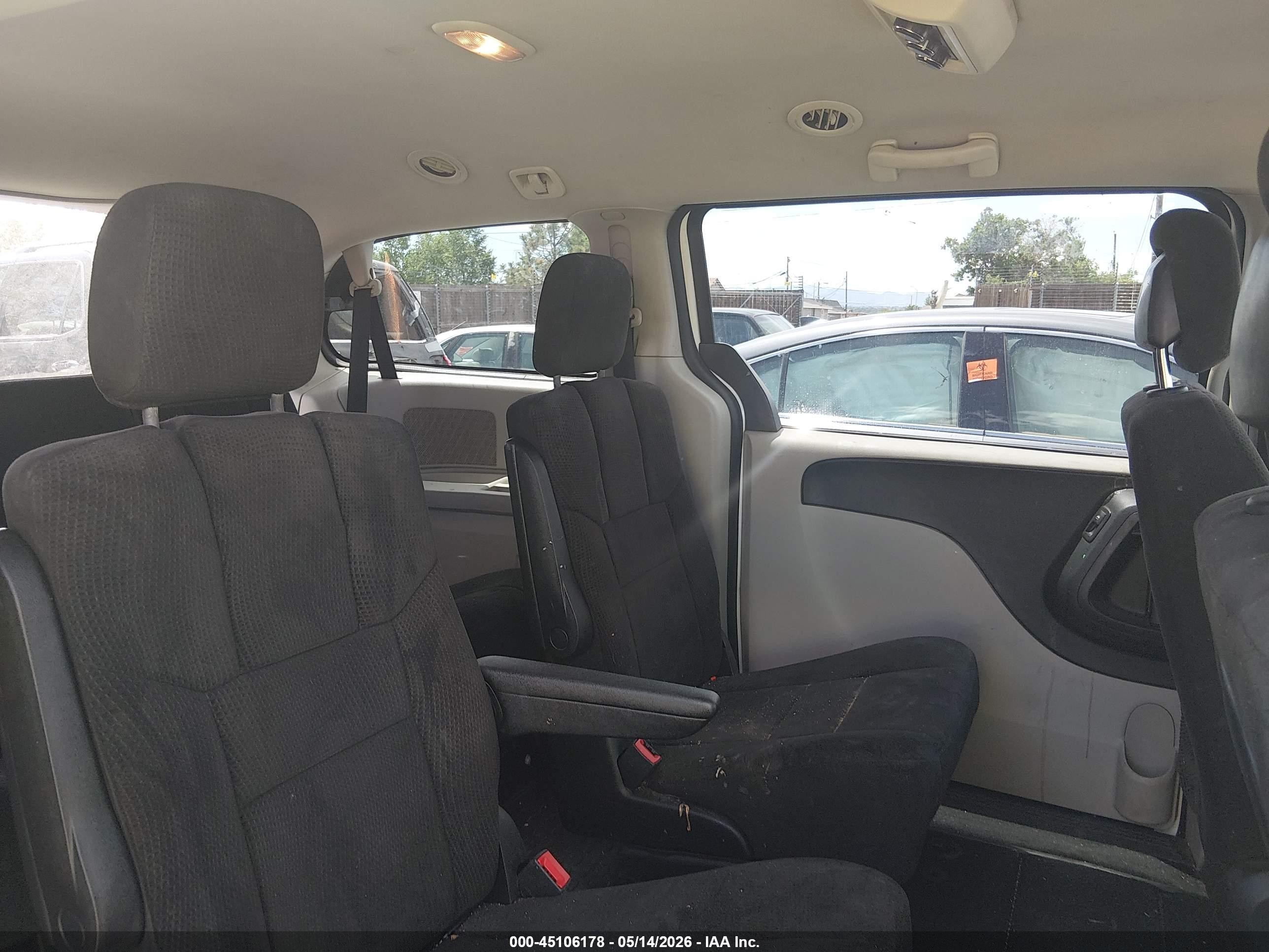 2013 Dodge Grand Caravan Sxt White vin: 2C4RDGCG0DR523382