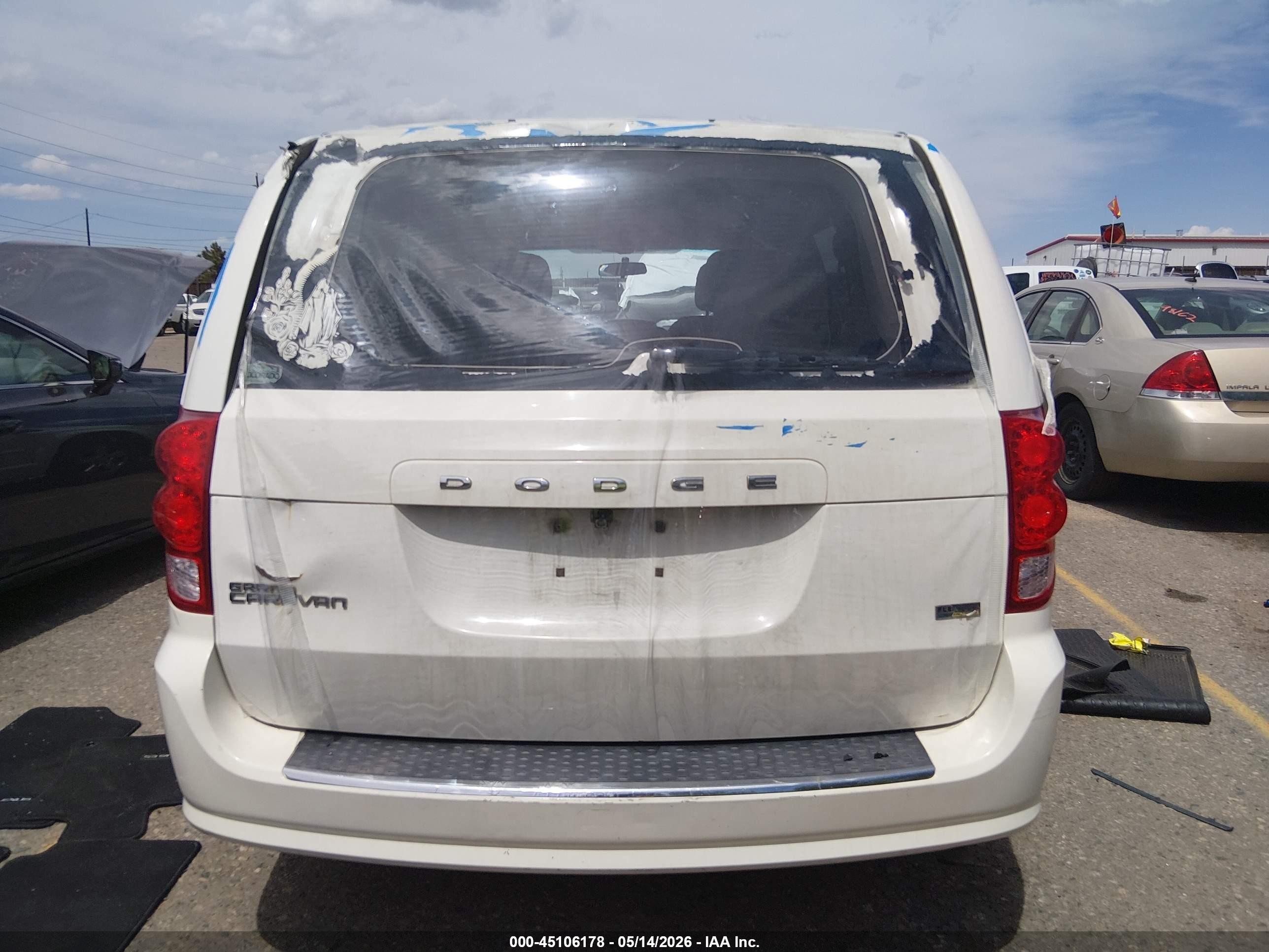 2013 Dodge Grand Caravan Sxt White vin: 2C4RDGCG0DR523382