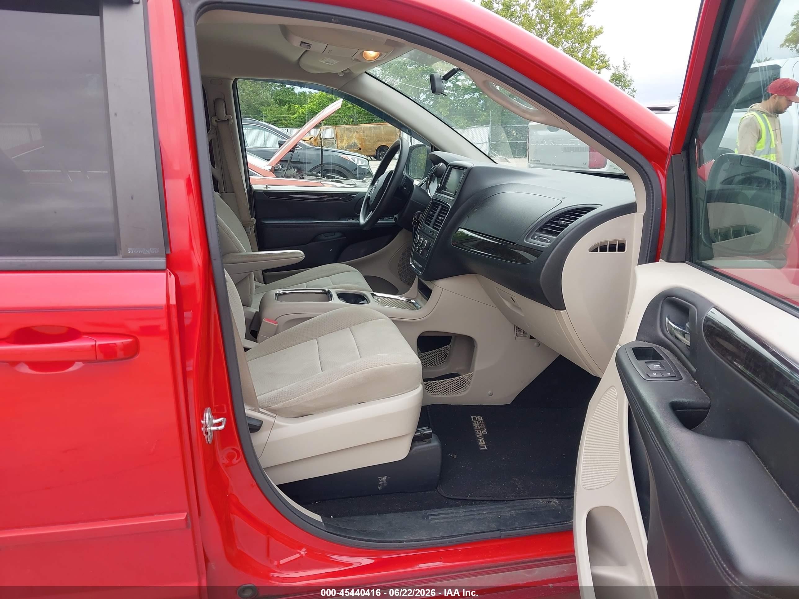 2013 Dodge Grand Caravan Sxt Red vin: 2C4RDGCG0DR543888