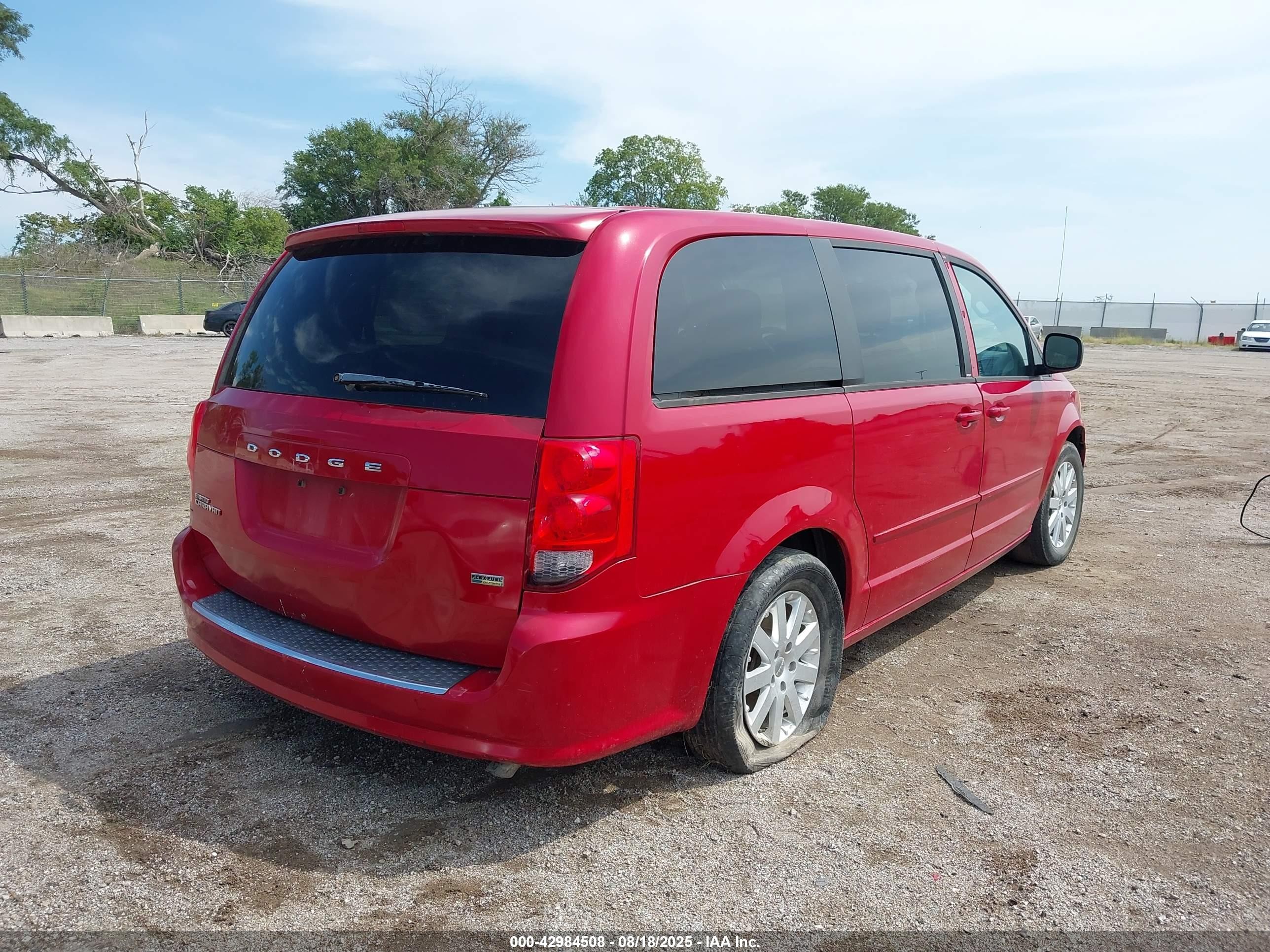 2013 Dodge Grand Caravan Sxt Red vin: 2C4RDGCG0DR687702