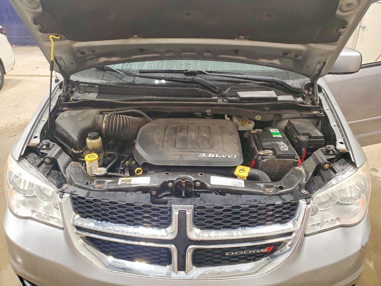 2013 Dodge Grand Caravan Sxt Silver vin: 2C4RDGCG0DR710881