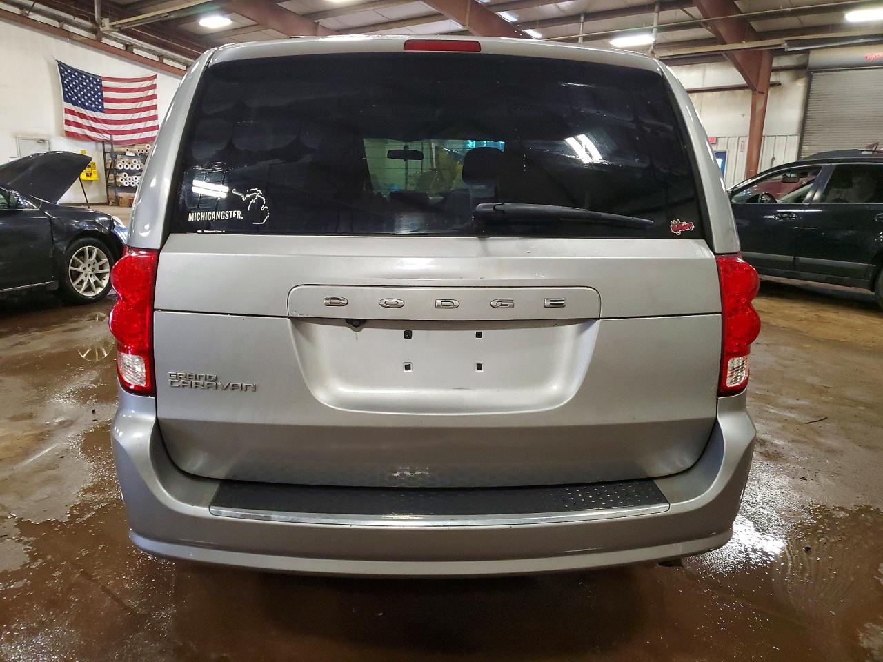 2013 Dodge Grand Caravan Sxt Silver vin: 2C4RDGCG0DR733612