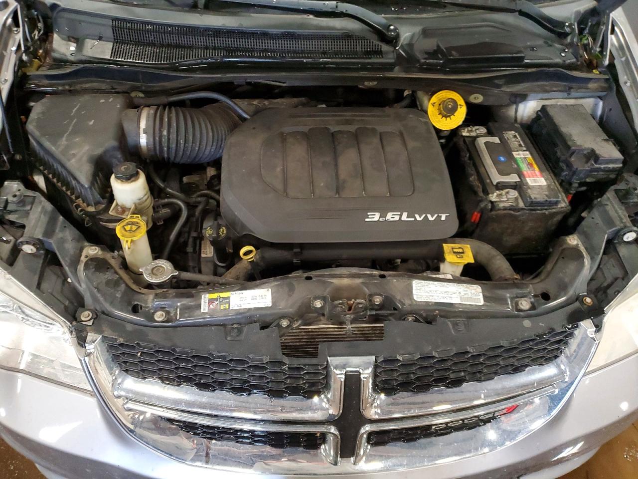 2013 Dodge Grand Caravan Sxt Silver vin: 2C4RDGCG0DR733612