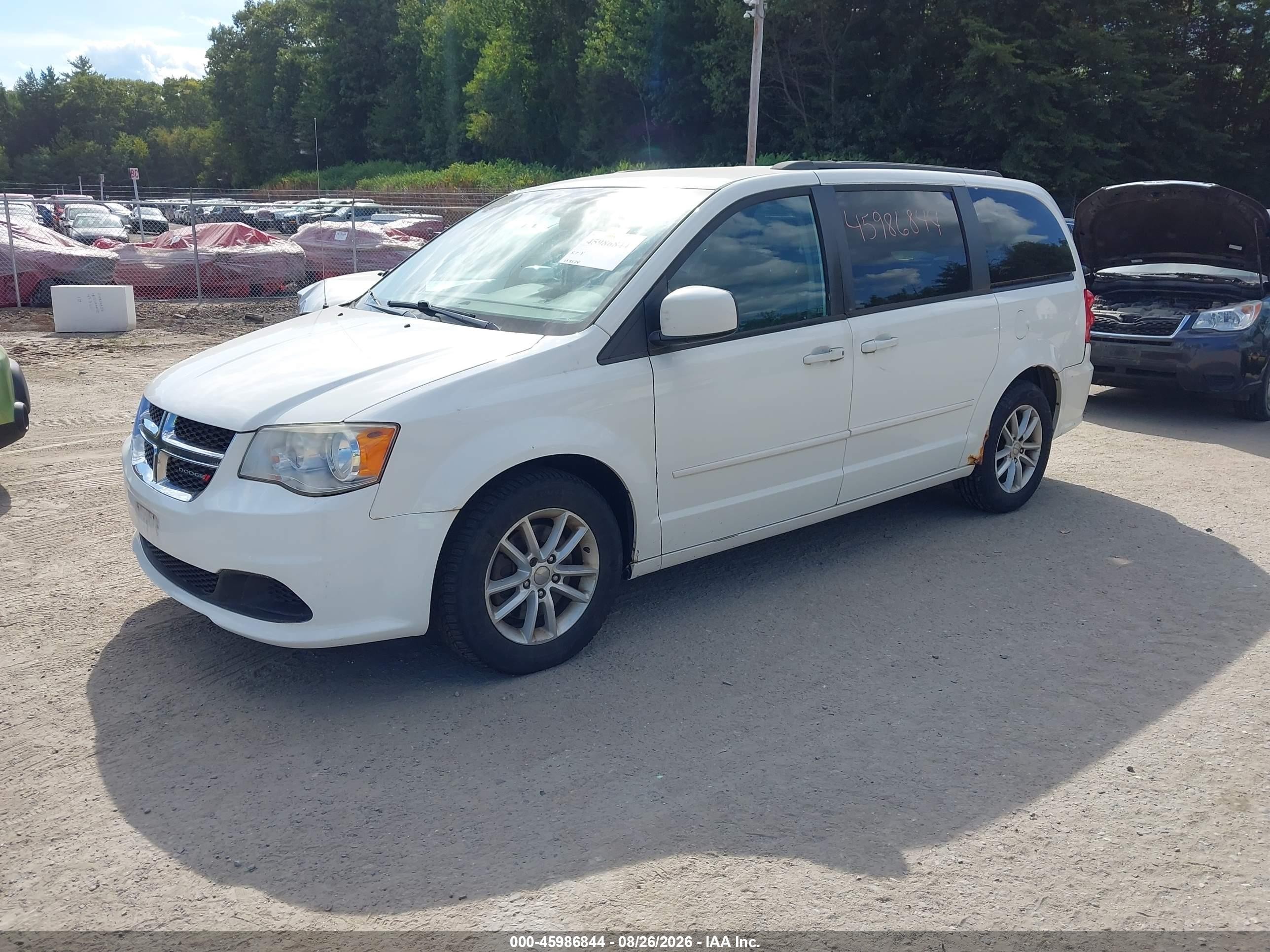 2013 Dodge Grand Caravan Sxt Белый vin: 2C4RDGCG0DR748532