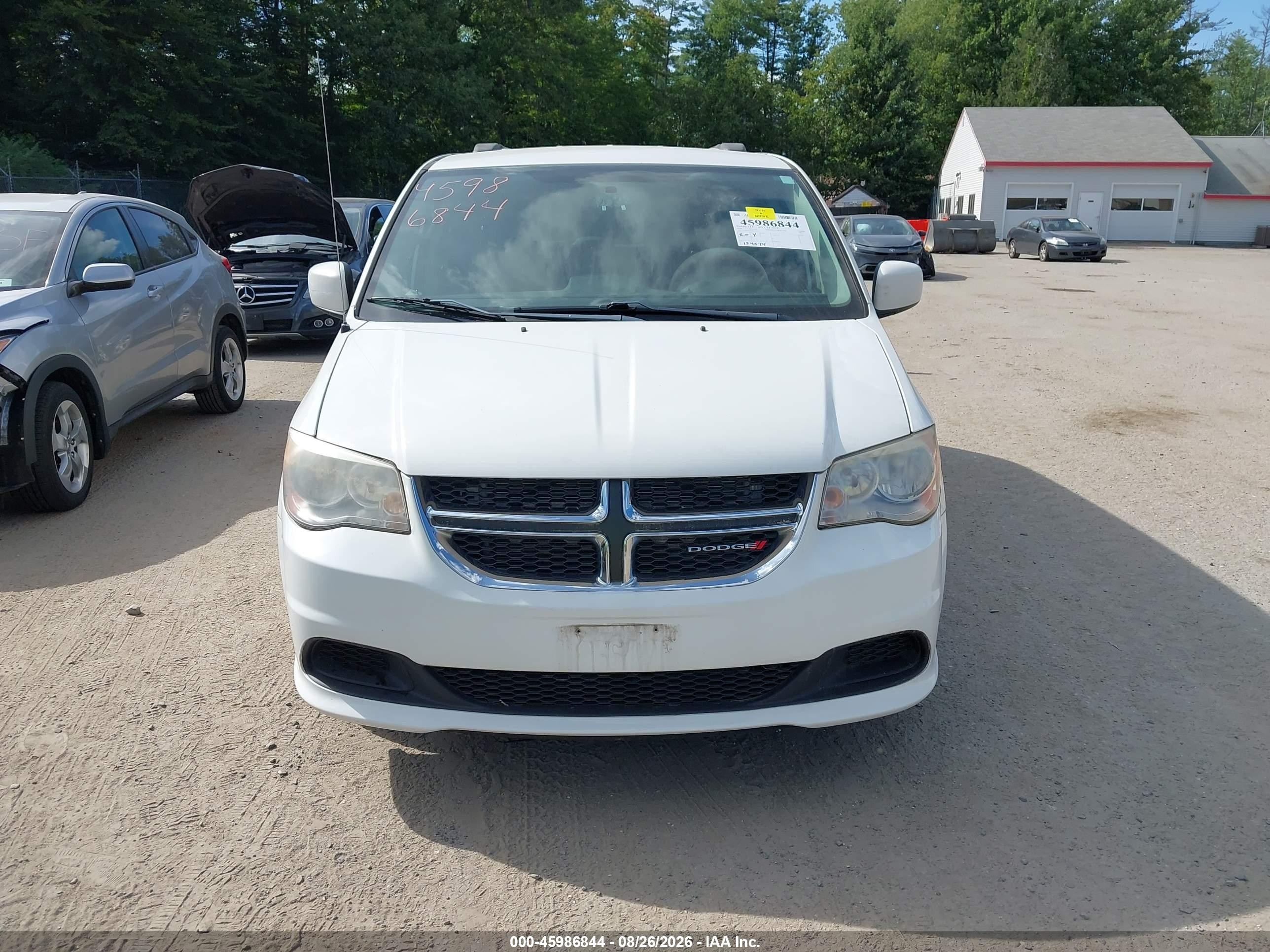2013 Dodge Grand Caravan Sxt Белый vin: 2C4RDGCG0DR748532