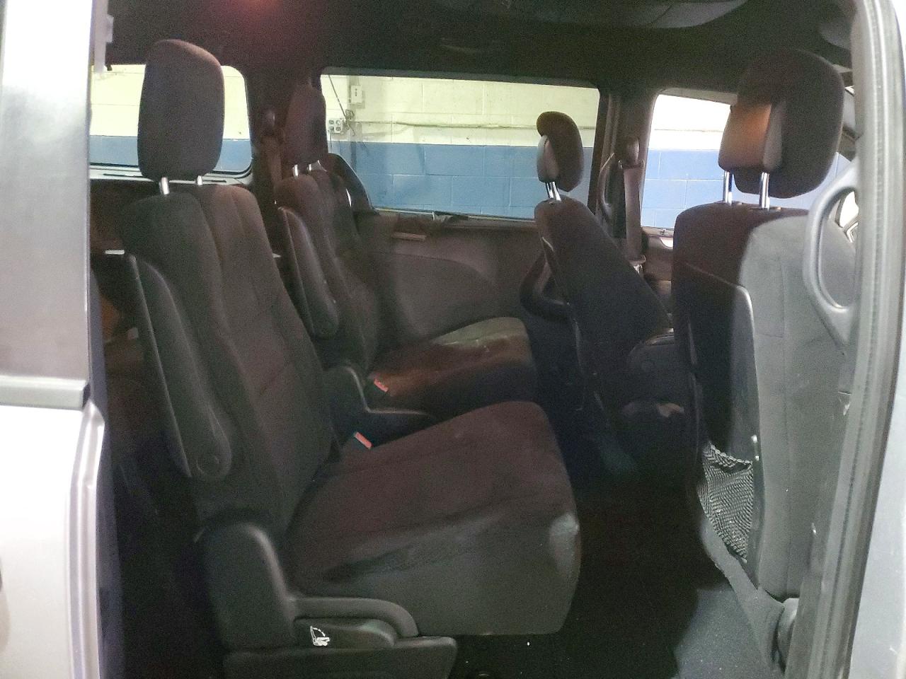 2013 Dodge Grand Caravan Sxt Silver vin: 2C4RDGCG0DR804081