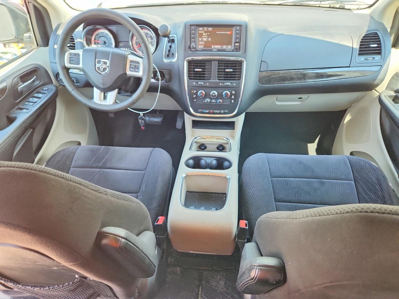 2014 Dodge Grand Caravan Sxt Silver vin: 2C4RDGCG0ER170269
