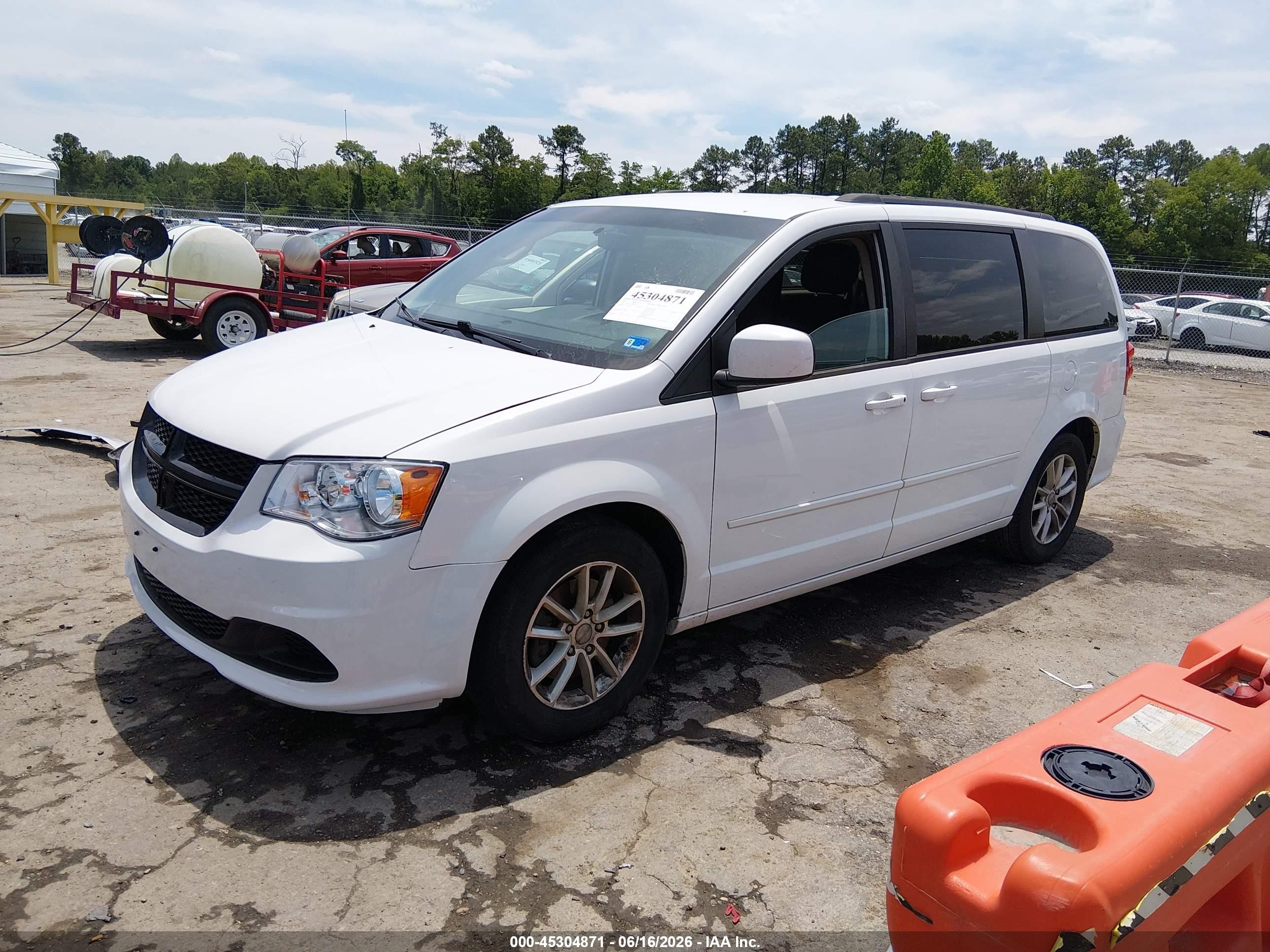 2014 Dodge Grand Caravan Sxt White vin: 2C4RDGCG0ER193776