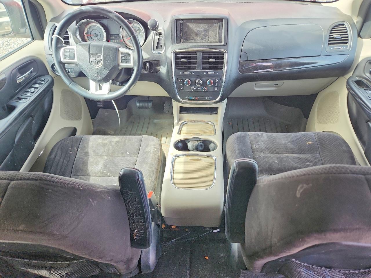 2014 Dodge Grand Caravan Sxt Red vin: 2C4RDGCG0ER239803