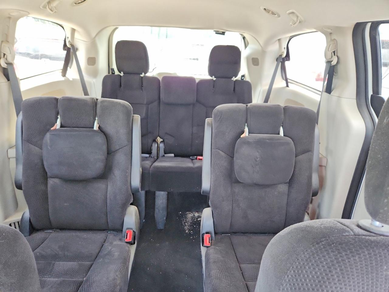 2014 Dodge Grand Caravan Sxt White vin: 2C4RDGCG0ER244077