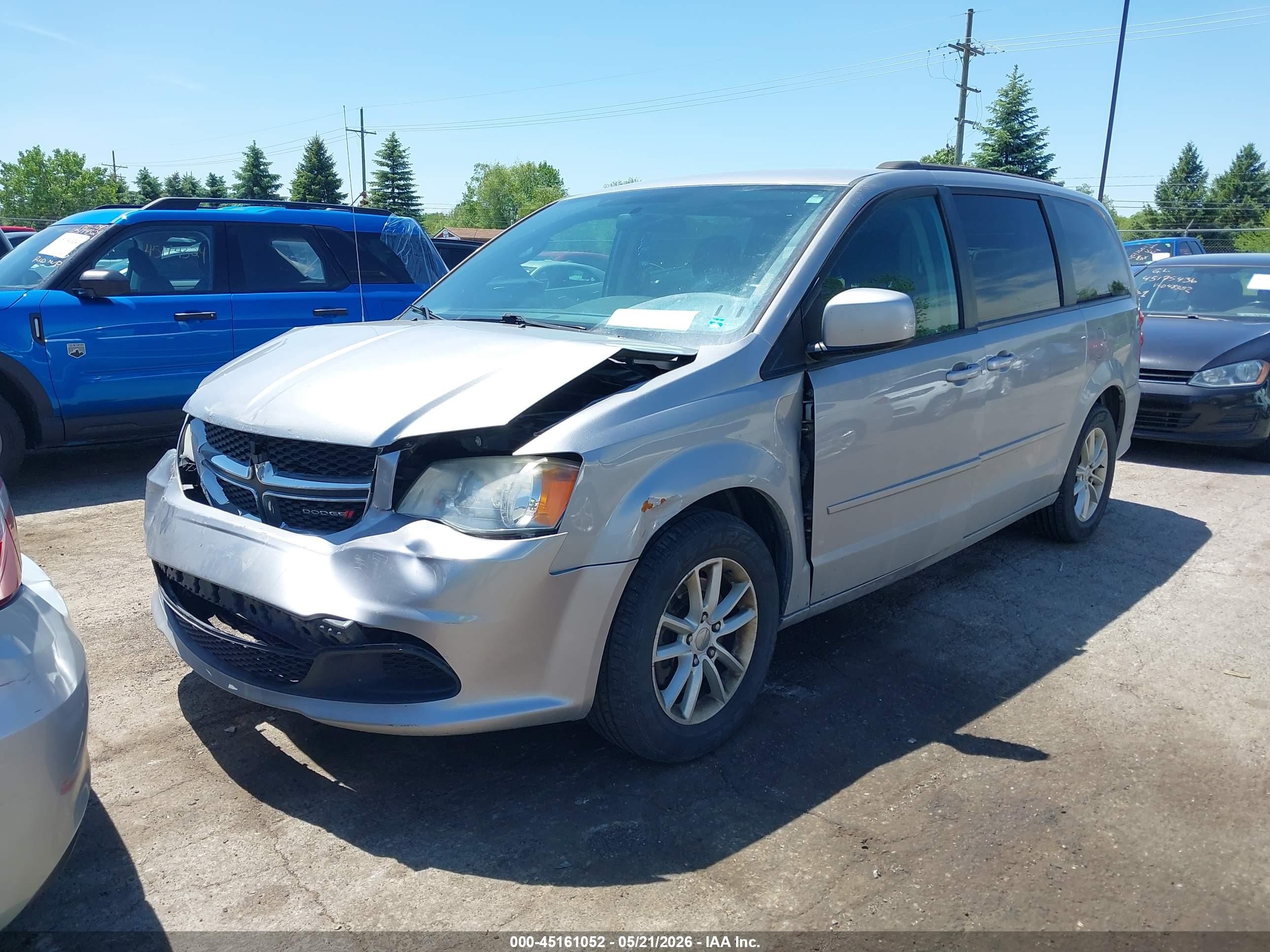 2014 Dodge Grand Caravan Sxt Silver vin: 2C4RDGCG0ER264992