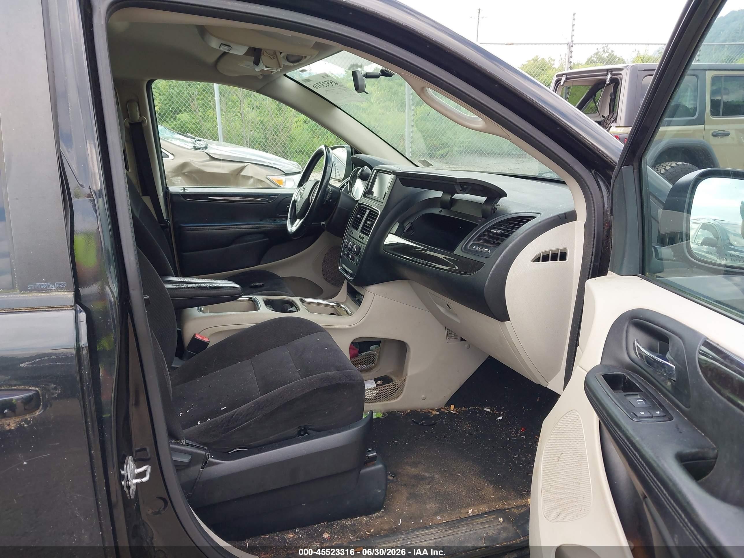 2014 Dodge Grand Caravan Sxt Black vin: 2C4RDGCG0ER265043
