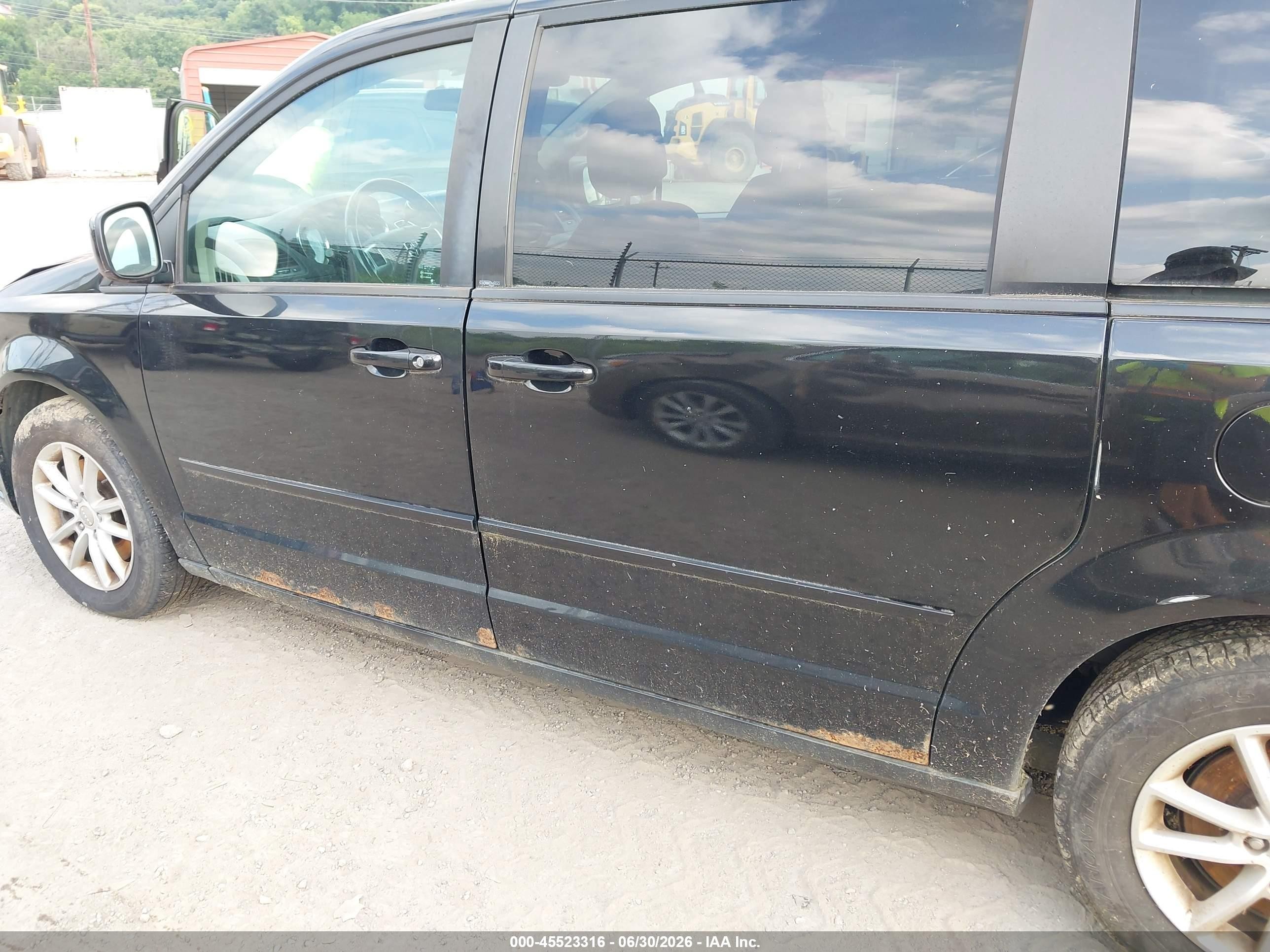 2014 Dodge Grand Caravan Sxt Black vin: 2C4RDGCG0ER265043