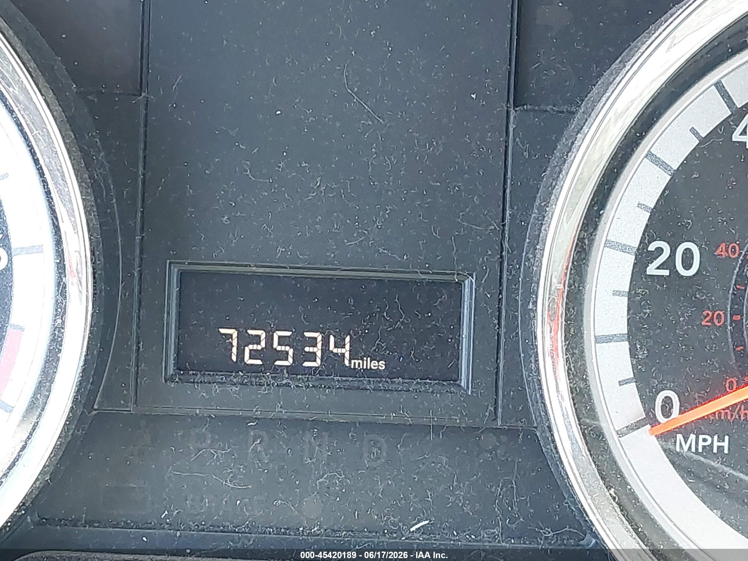2014 Dodge Grand Caravan Sxt Серебряный vin: 2C4RDGCG0ER323362