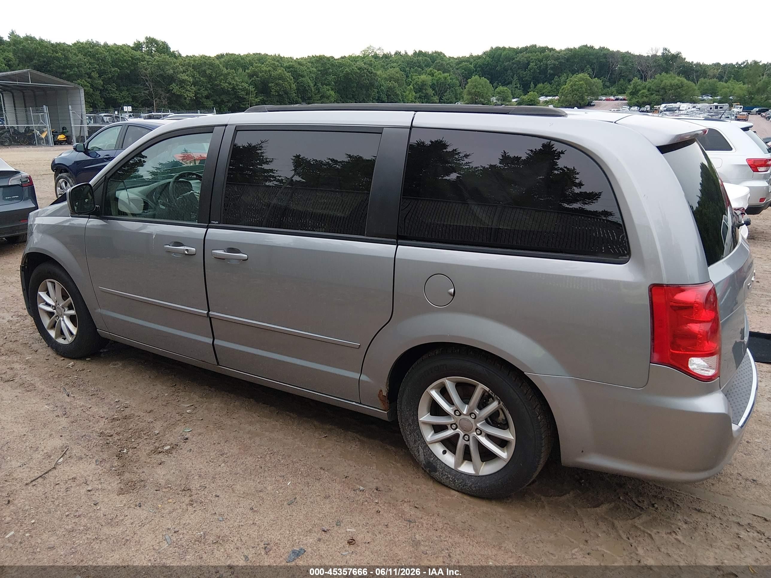 2014 Dodge Grand Caravan Sxt Silver vin: 2C4RDGCG0ER333728