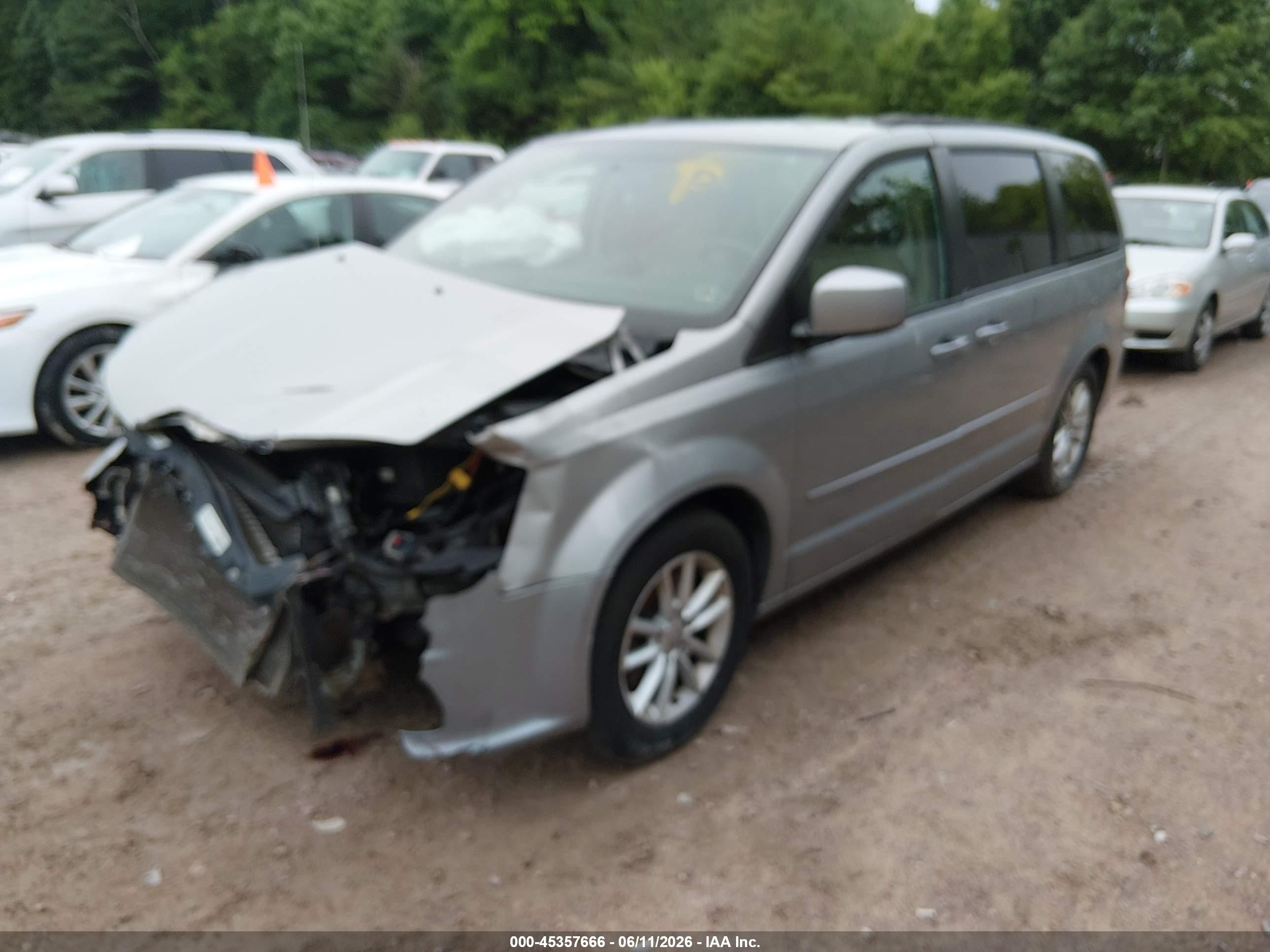 2014 Dodge Grand Caravan Sxt Silver vin: 2C4RDGCG0ER333728