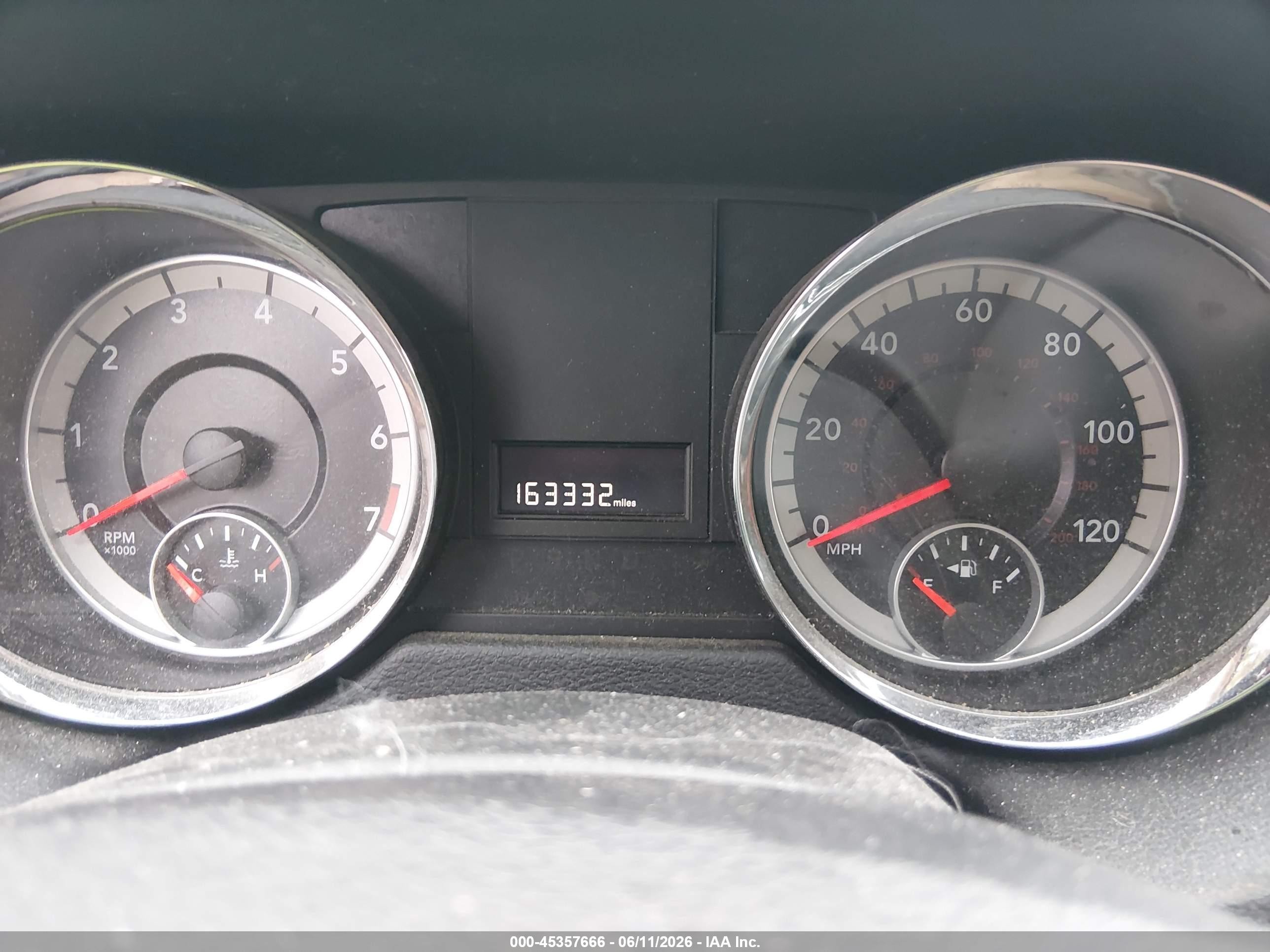 2014 Dodge Grand Caravan Sxt Silver vin: 2C4RDGCG0ER333728
