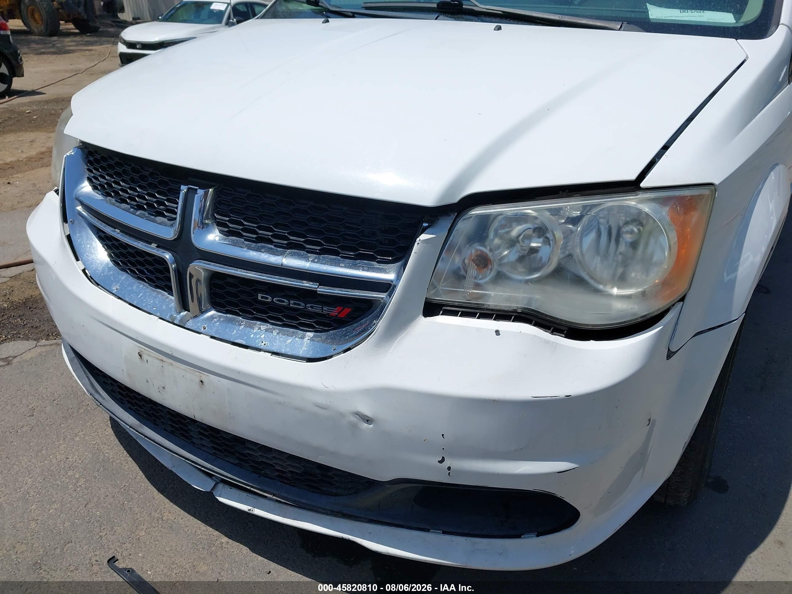 2014 Dodge Grand Caravan Sxt White vin: 2C4RDGCG0ER401851