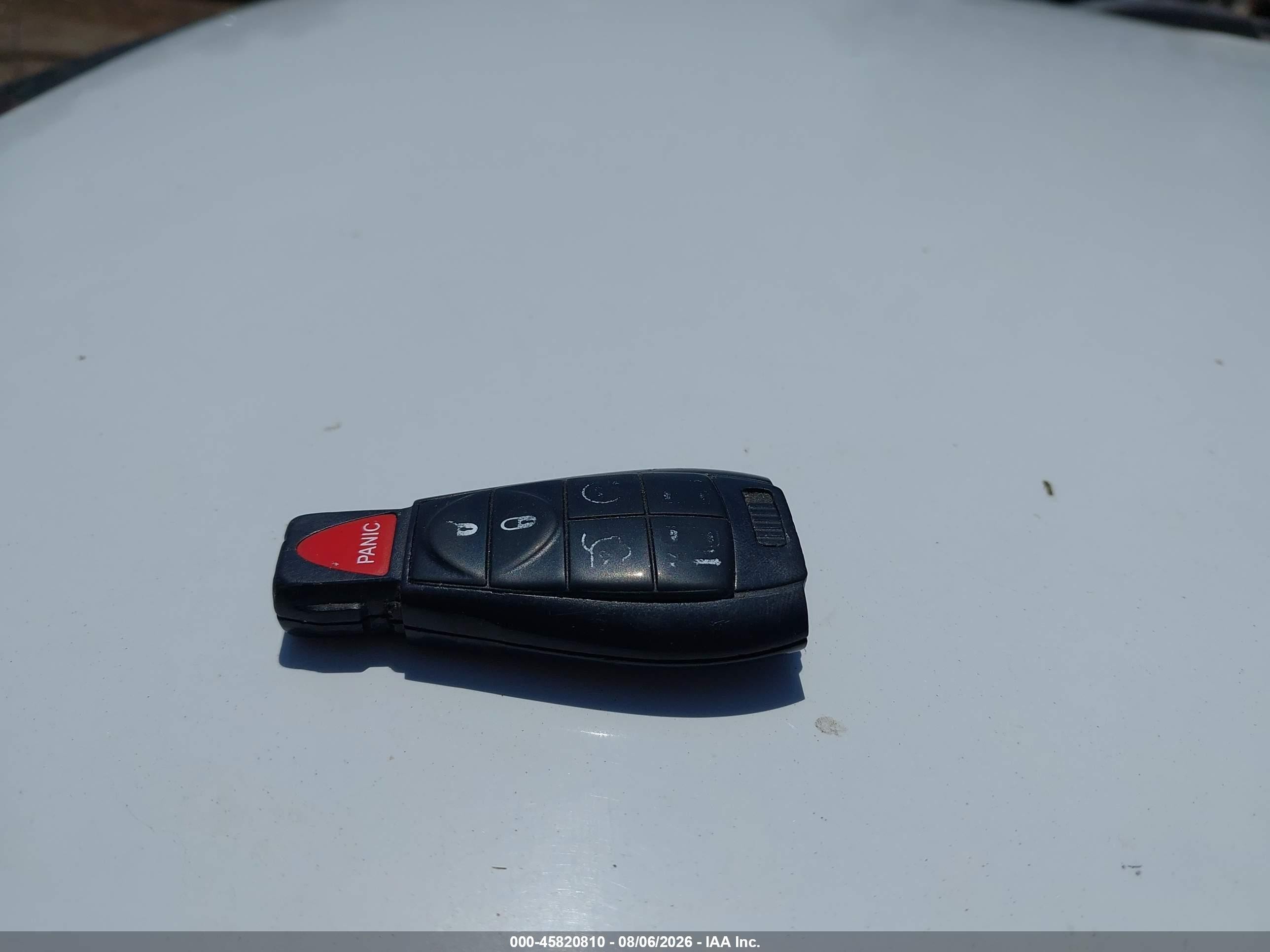 2014 Dodge Grand Caravan Sxt White vin: 2C4RDGCG0ER401851