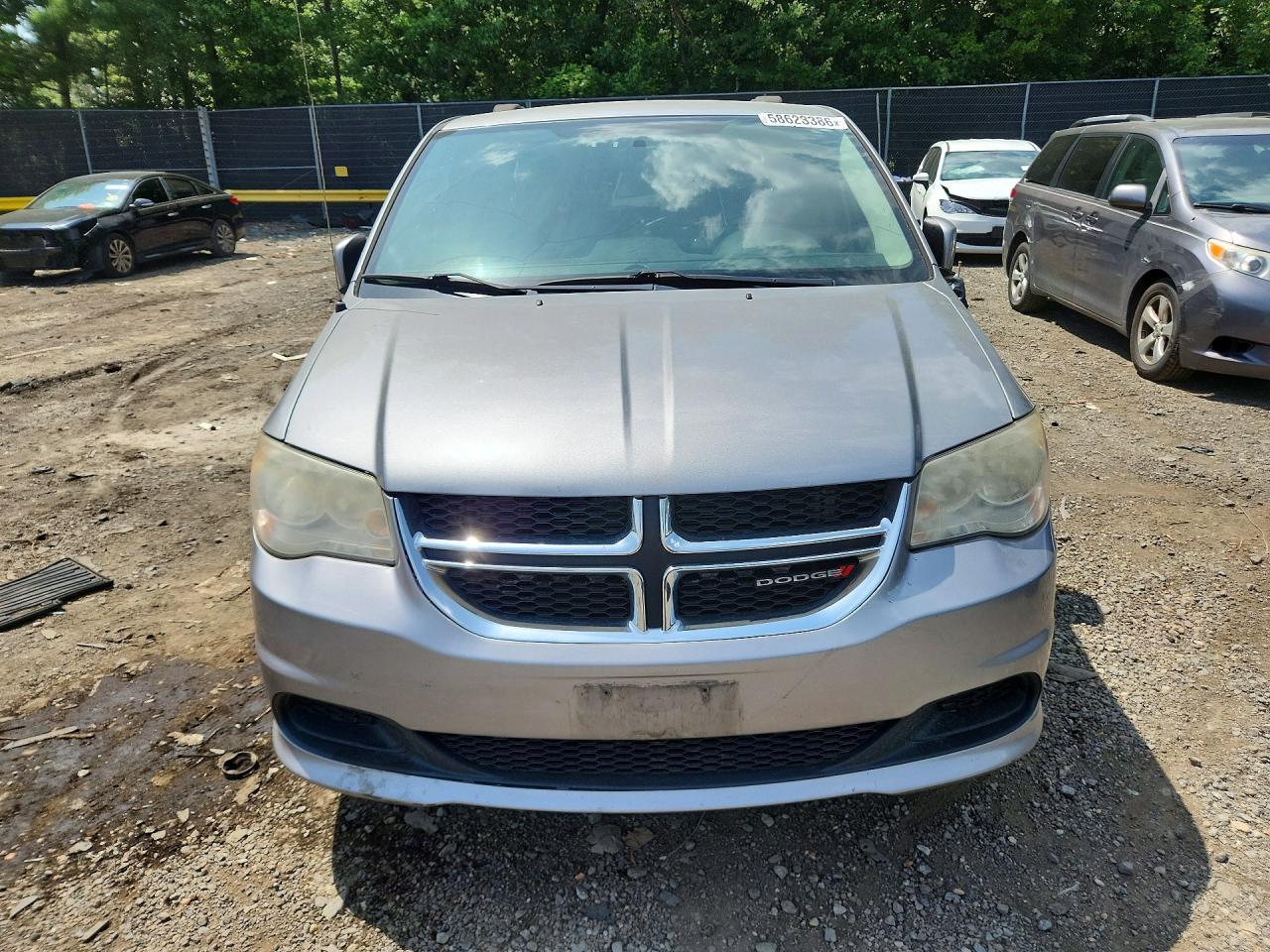 2014 Dodge Grand Caravan Sxt Silver vin: 2C4RDGCG0ER473696