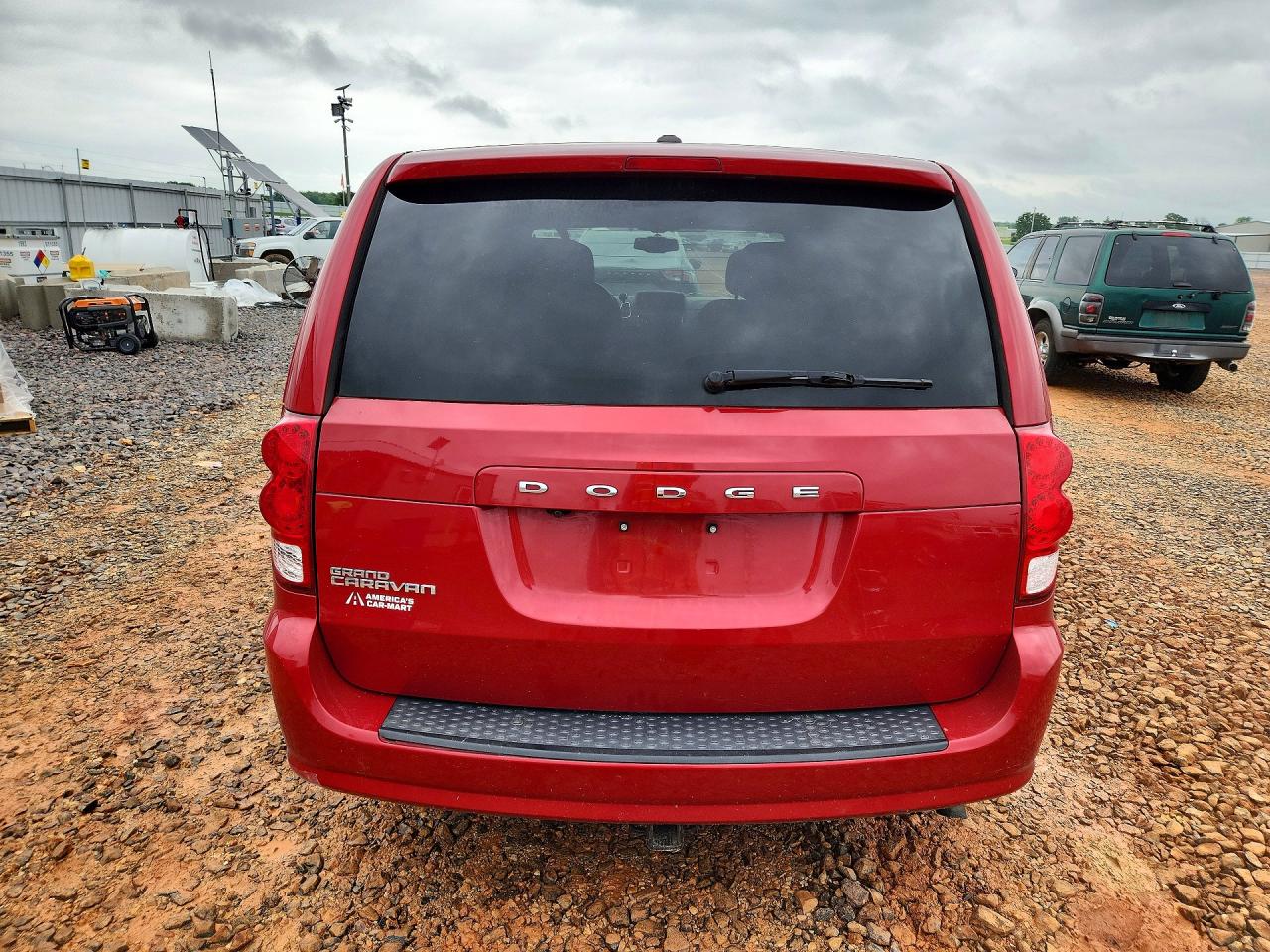 2015 Dodge Grand Caravan Sxt Red vin: 2C4RDGCG0FR523708